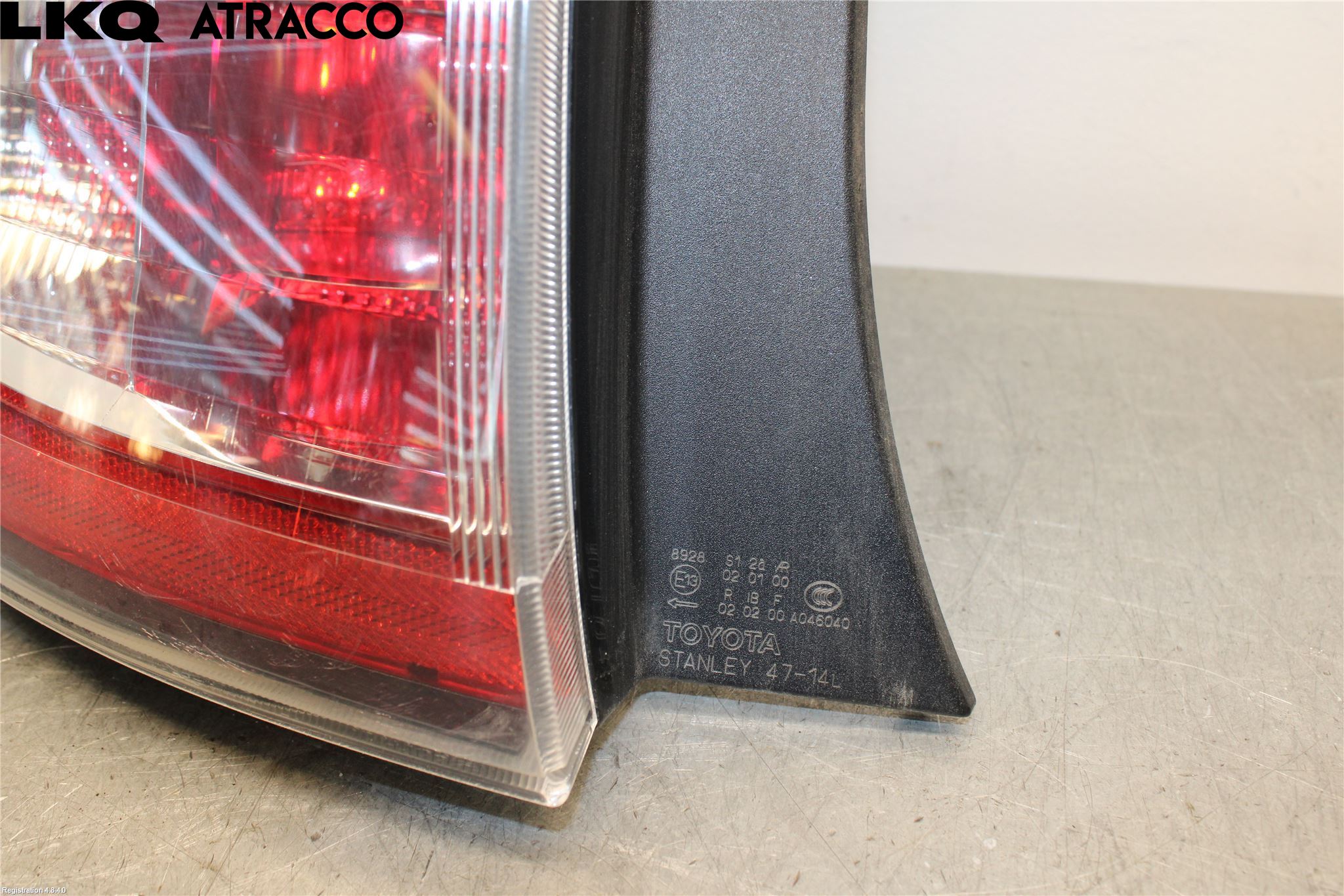 Toyota PRIUS NWH20 04-08 Baklykt Venstre