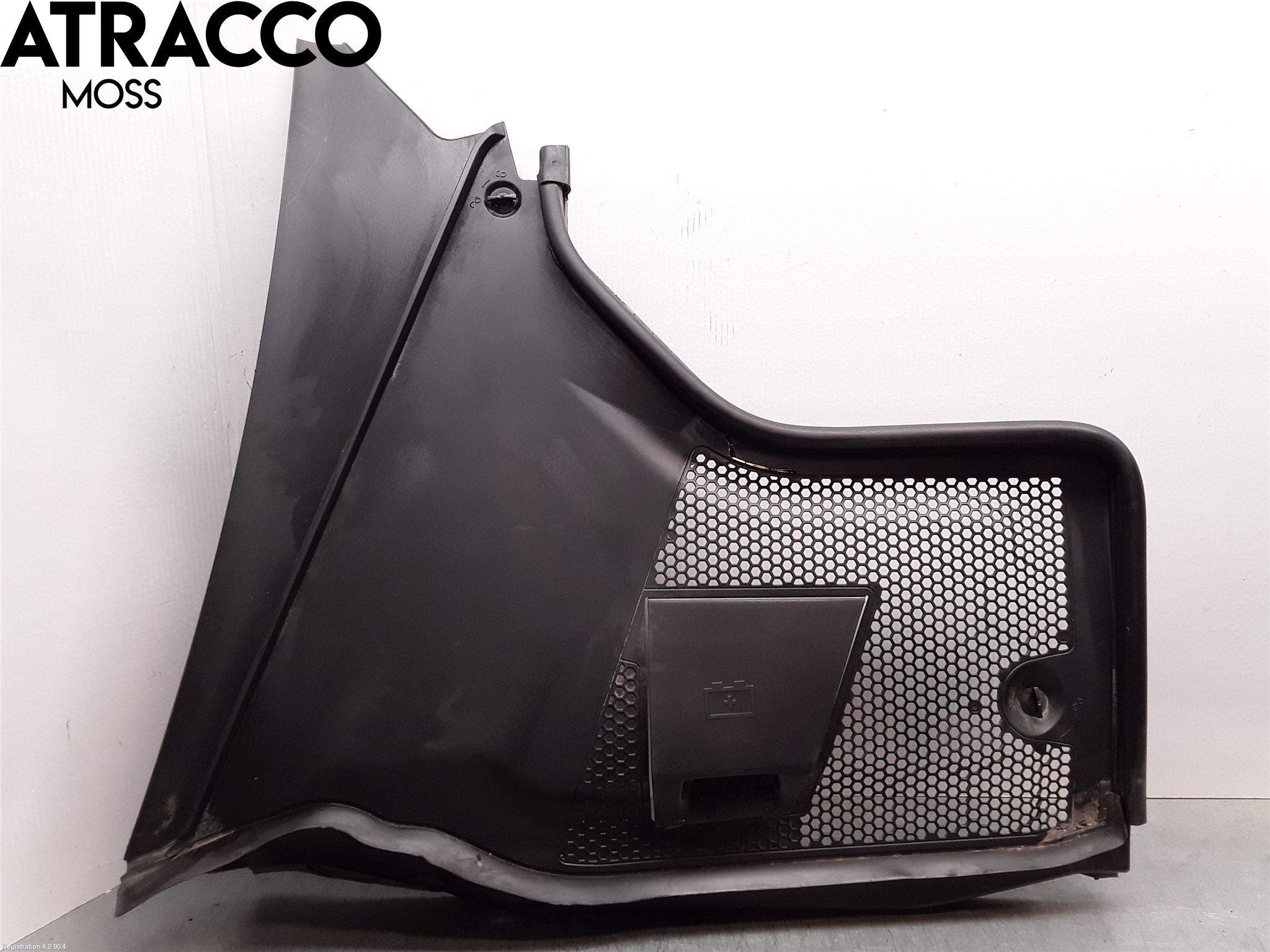 Mercedes-Benz MB C-KLASS (W205) 14-21 Visker Deksel-Grill-Under Frr
