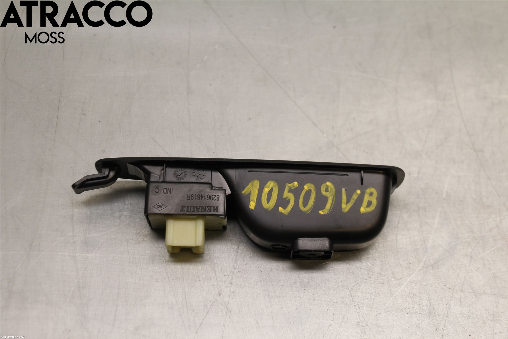 Renault CAPTUR 13-19 Bryter Vindusheis