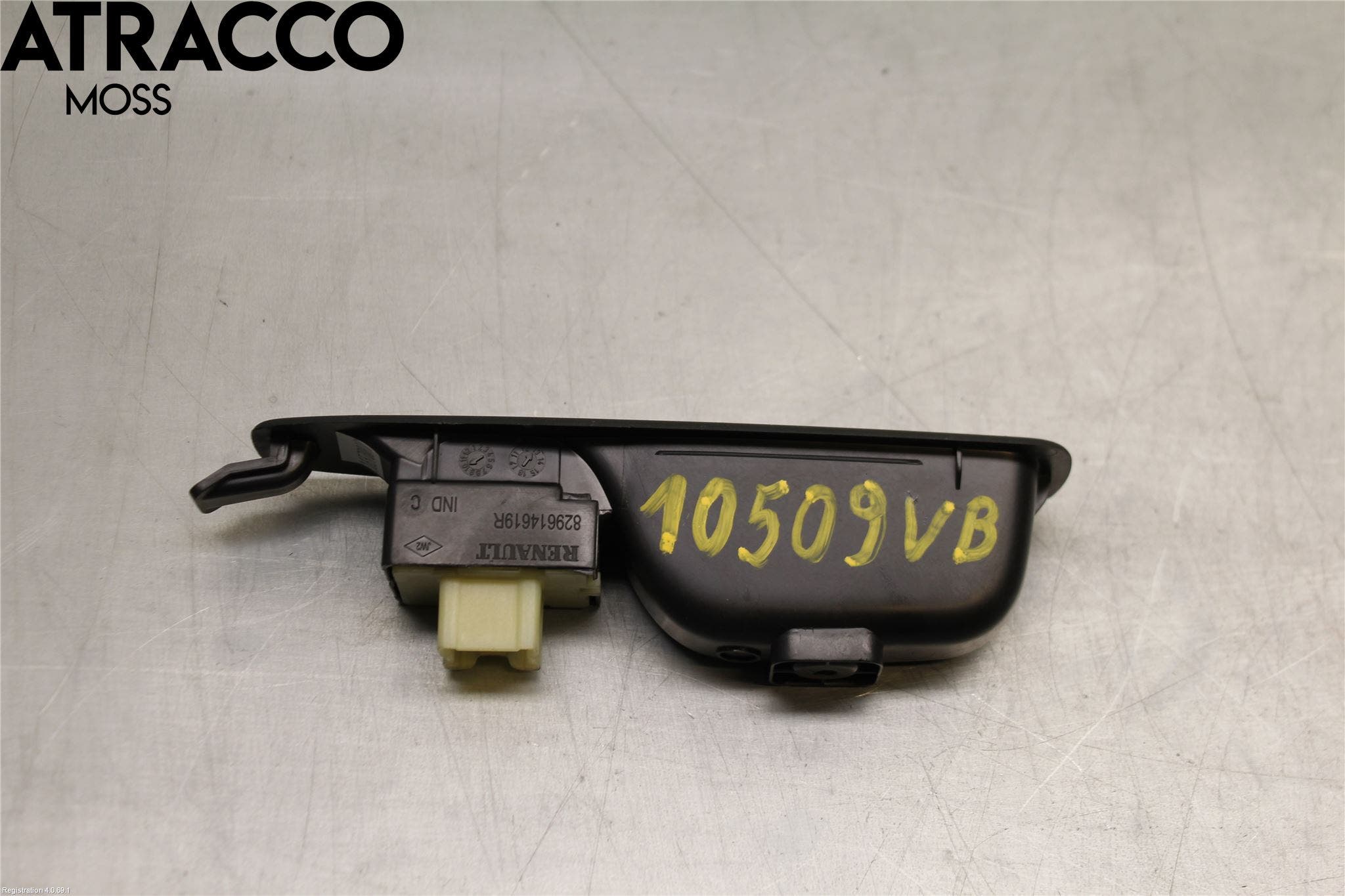 Renault CAPTUR 13-19 Bryter Vindusheis