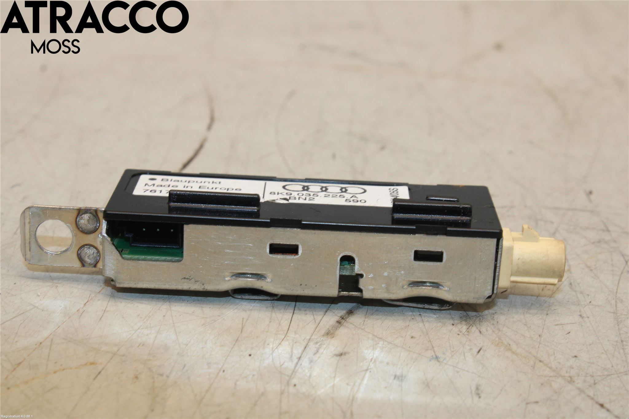 Audi A4/S4 08-11 Stereo Antenneforsterker