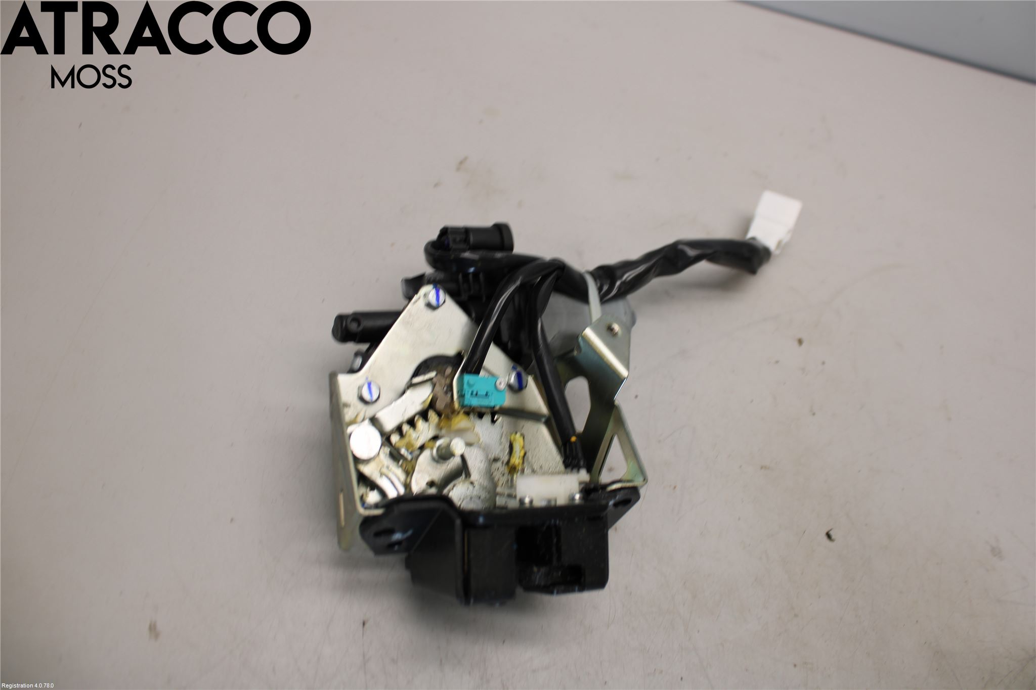 Toyota RAV4 13-18 Bakluke-Lokk Låsekasse