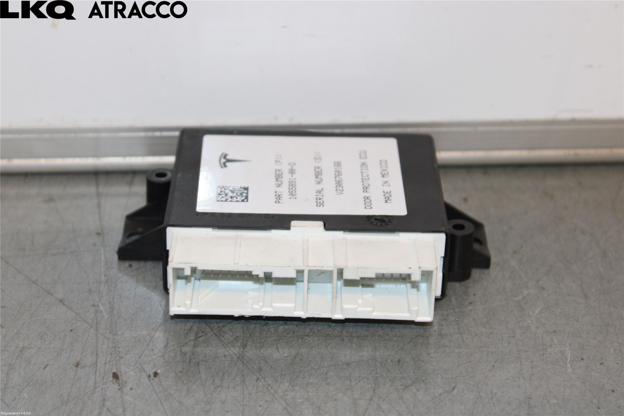 Tesla MODEL X 16- Styreenhet Dør