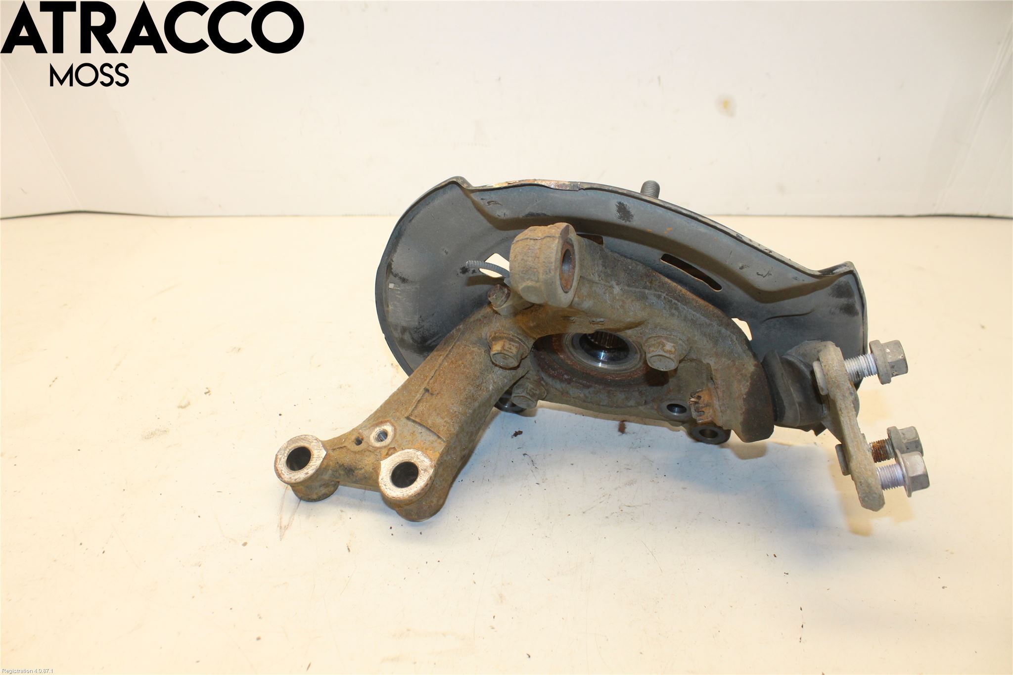 Toyota PRIUS+ ZVW40 12-20 Spindel Hf