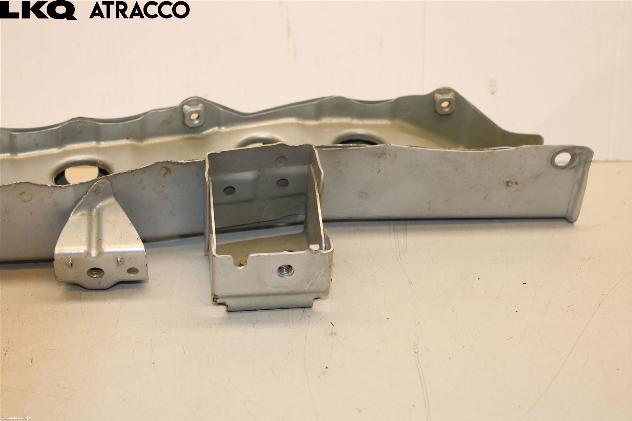 Toyota PRIUS ZVW30 09-20 Frontplate Øvre