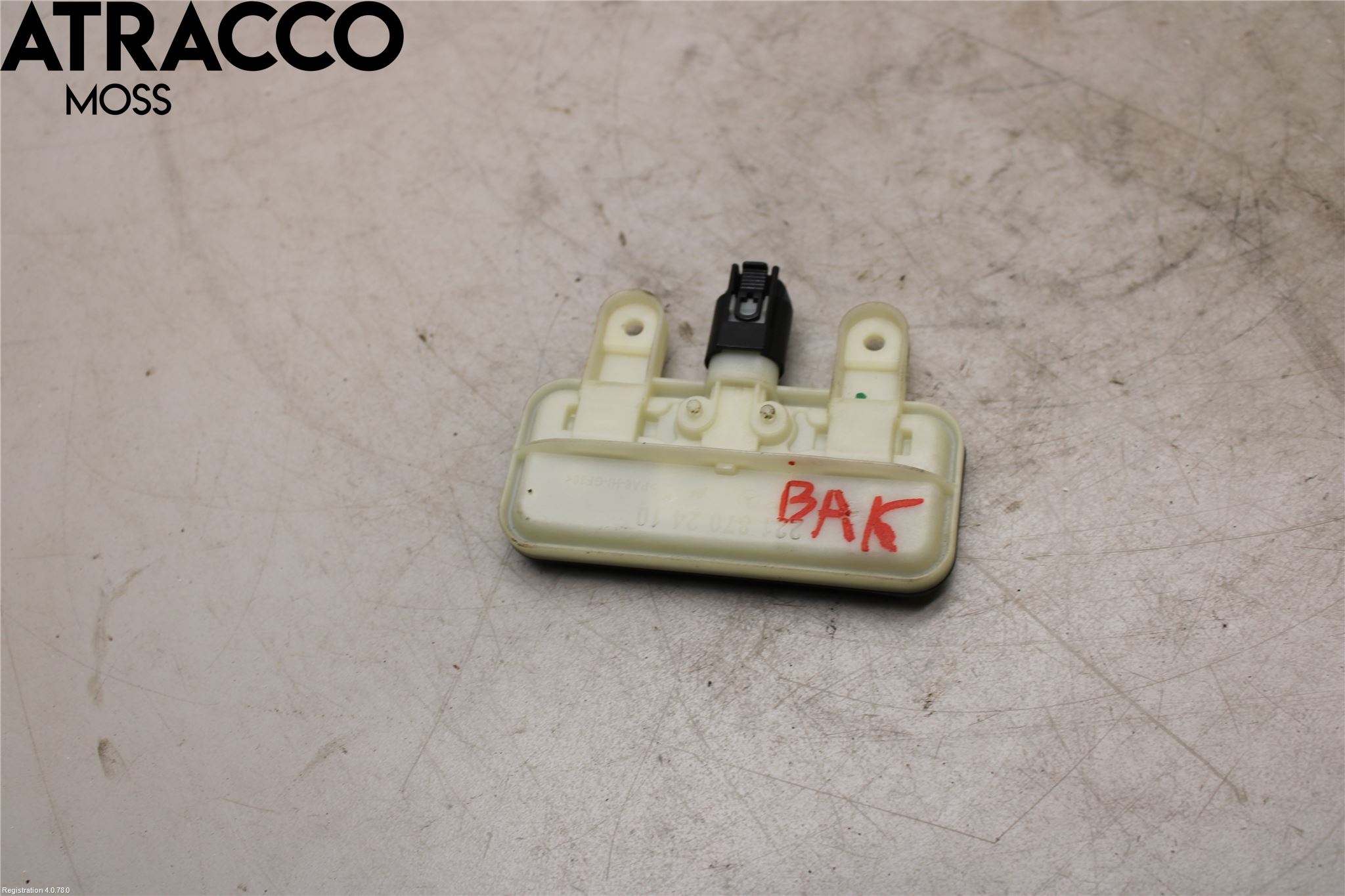 Mercedes-Benz MB E-KLASS (W212) 09-16 Bakluke Handtak Ytre