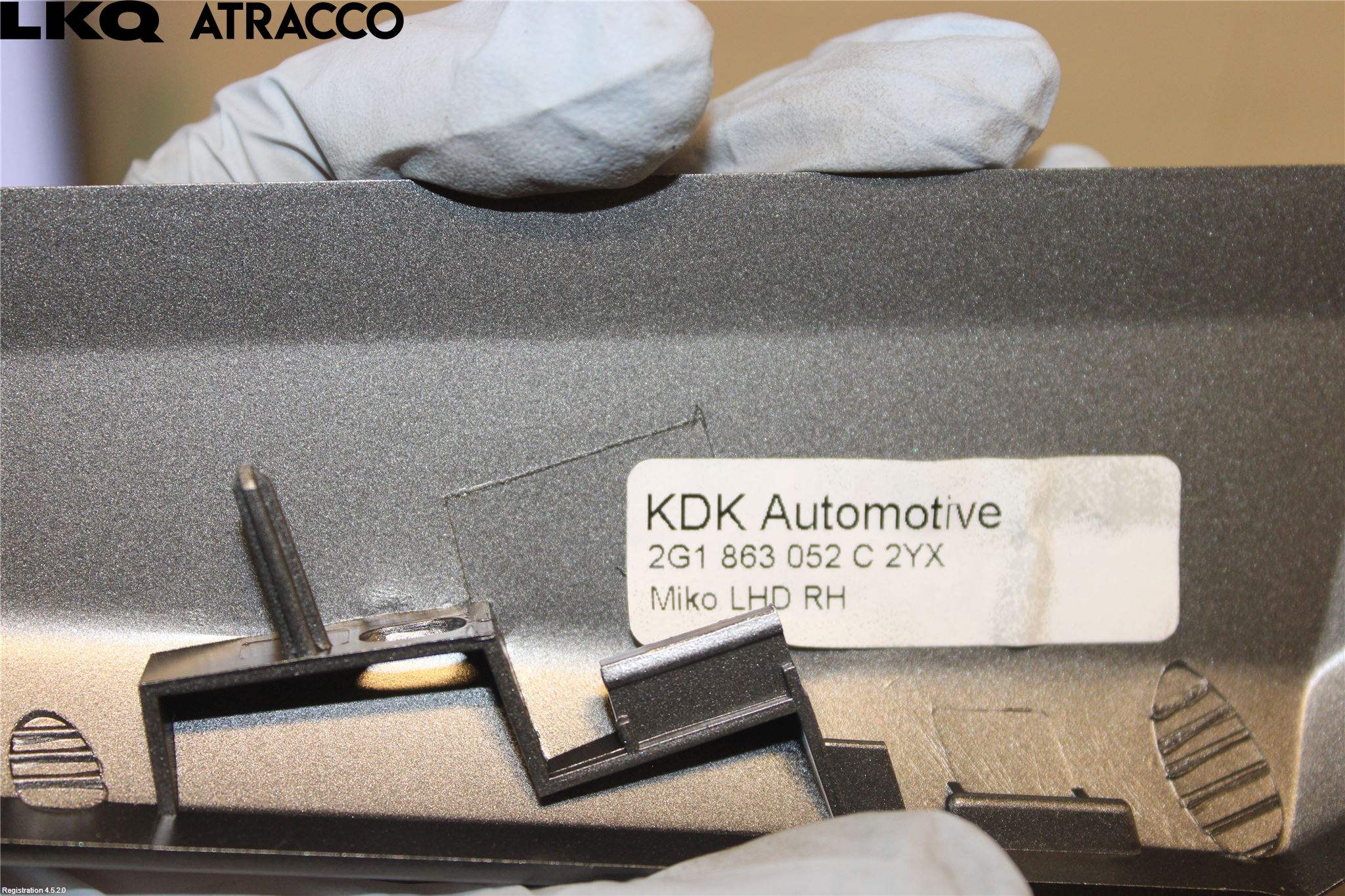 Volkswagen VW POLO VI 18->> Innr Dekor Instrbord