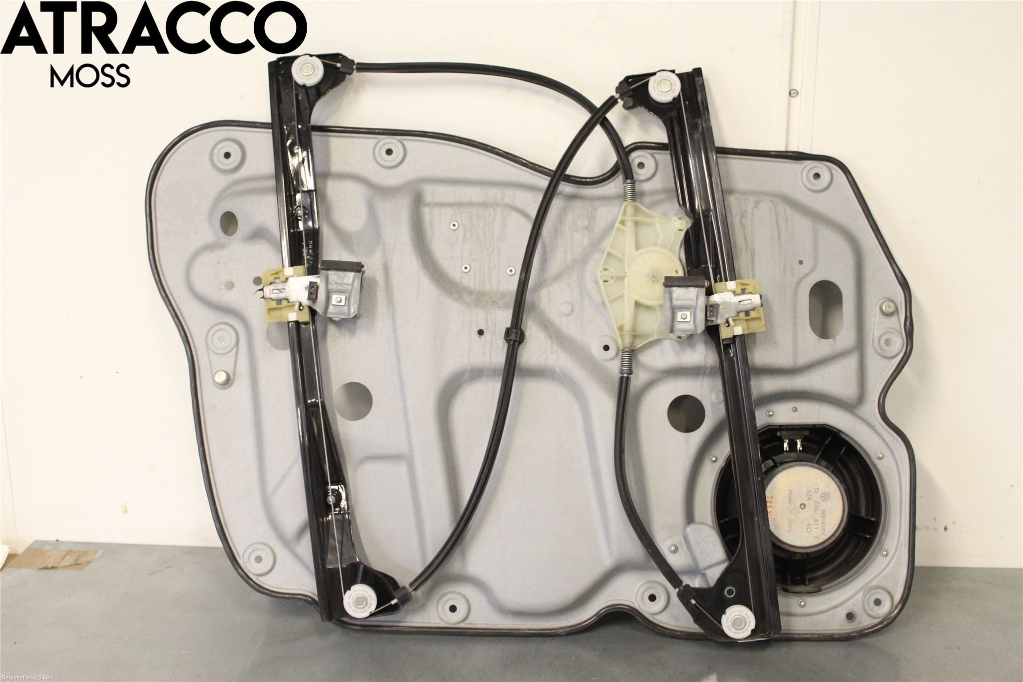 Volkswagen VW TOURAN 10-15 Vindusheis