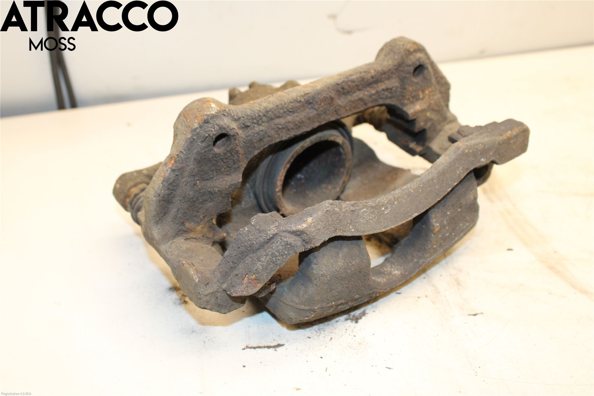 Renault TRAFIC/E-TECH 15- Bremsecaliper Foran Høyre