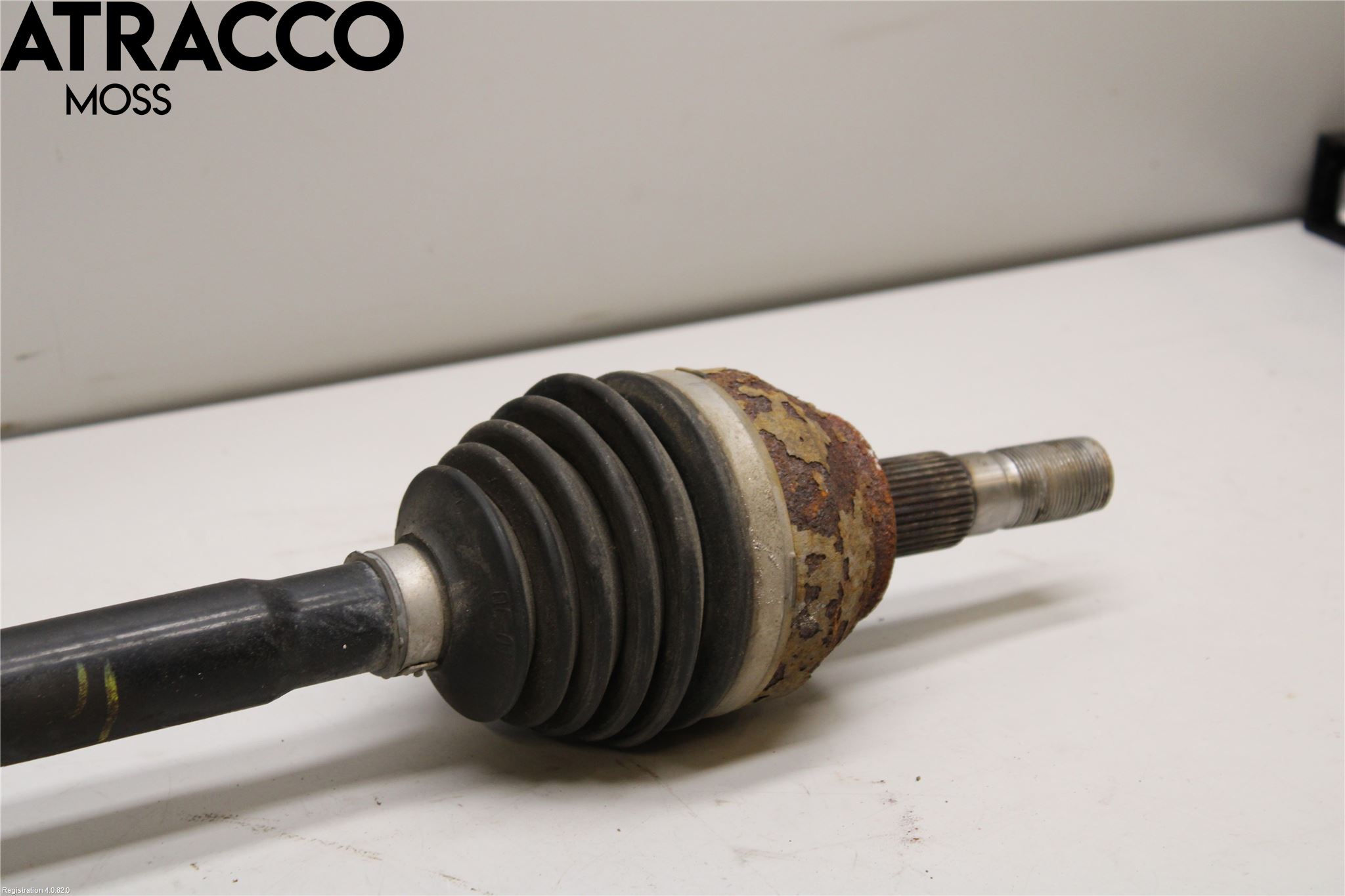 MG ZS EV 20- Drivaksel Foran Kompl Høyre