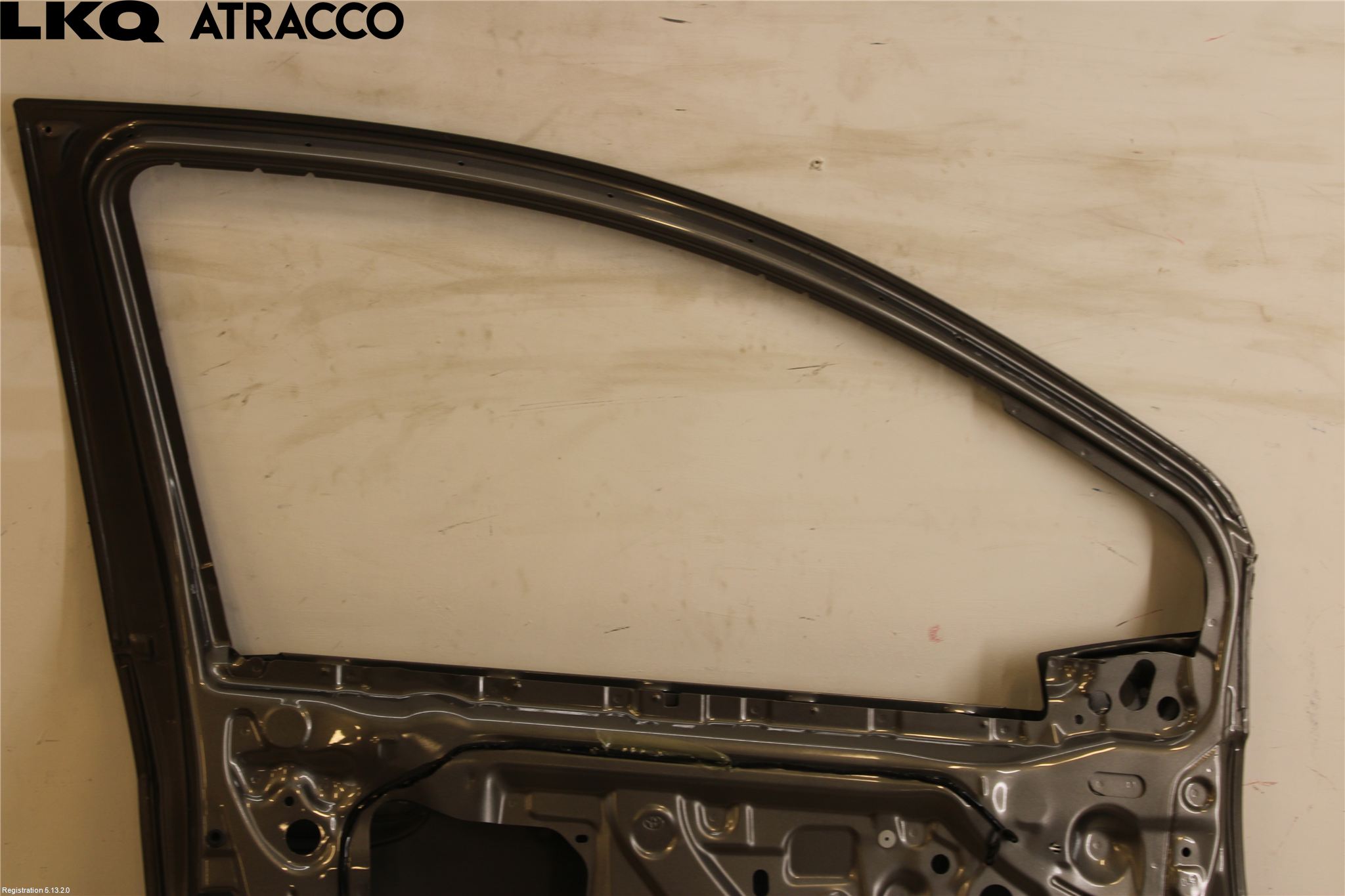 Toyota YARIS XP130 15-20 Dør 4D Foran Venstre