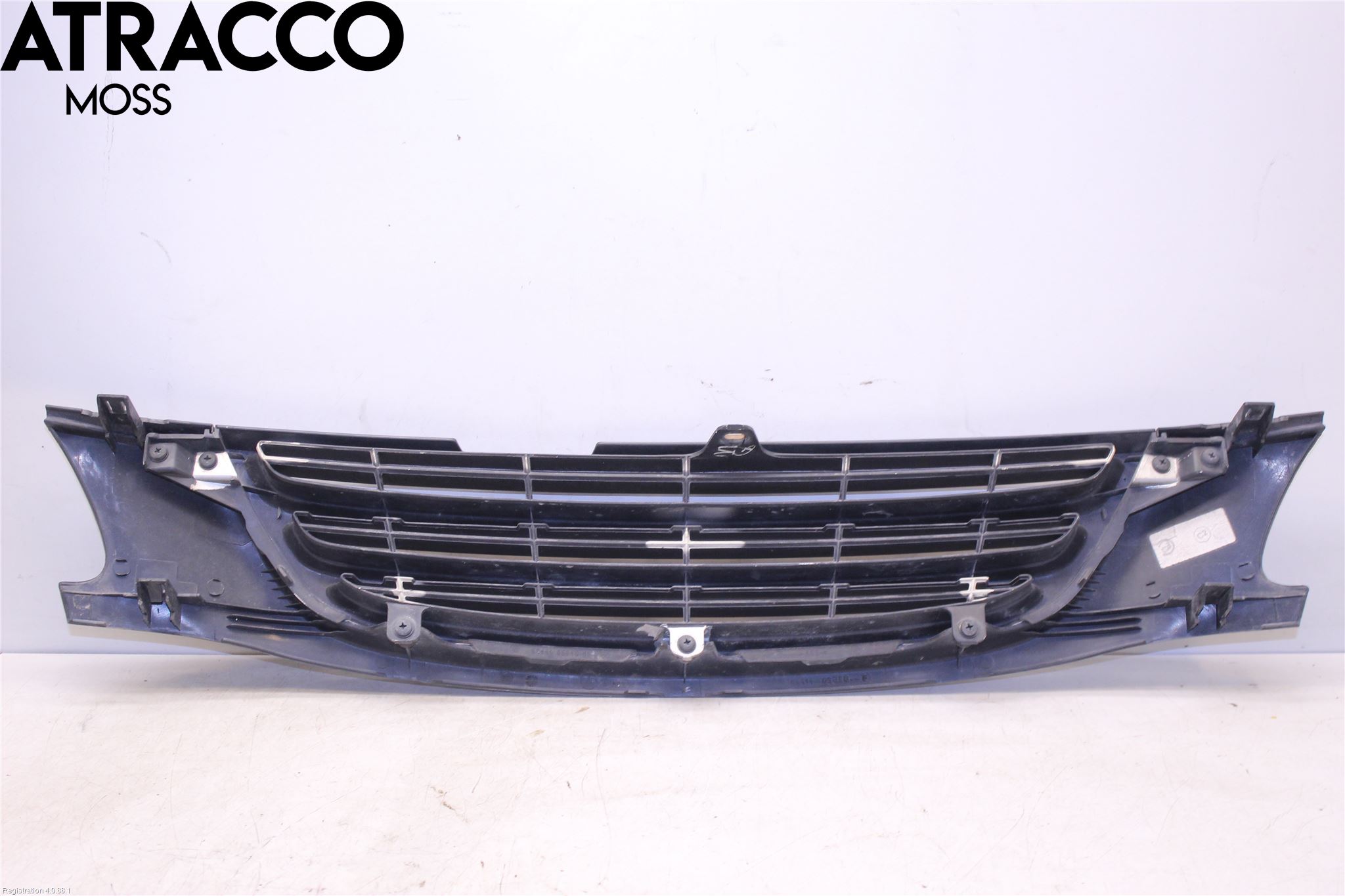 Toyota AVENSIS 98-02 Grill Komplett