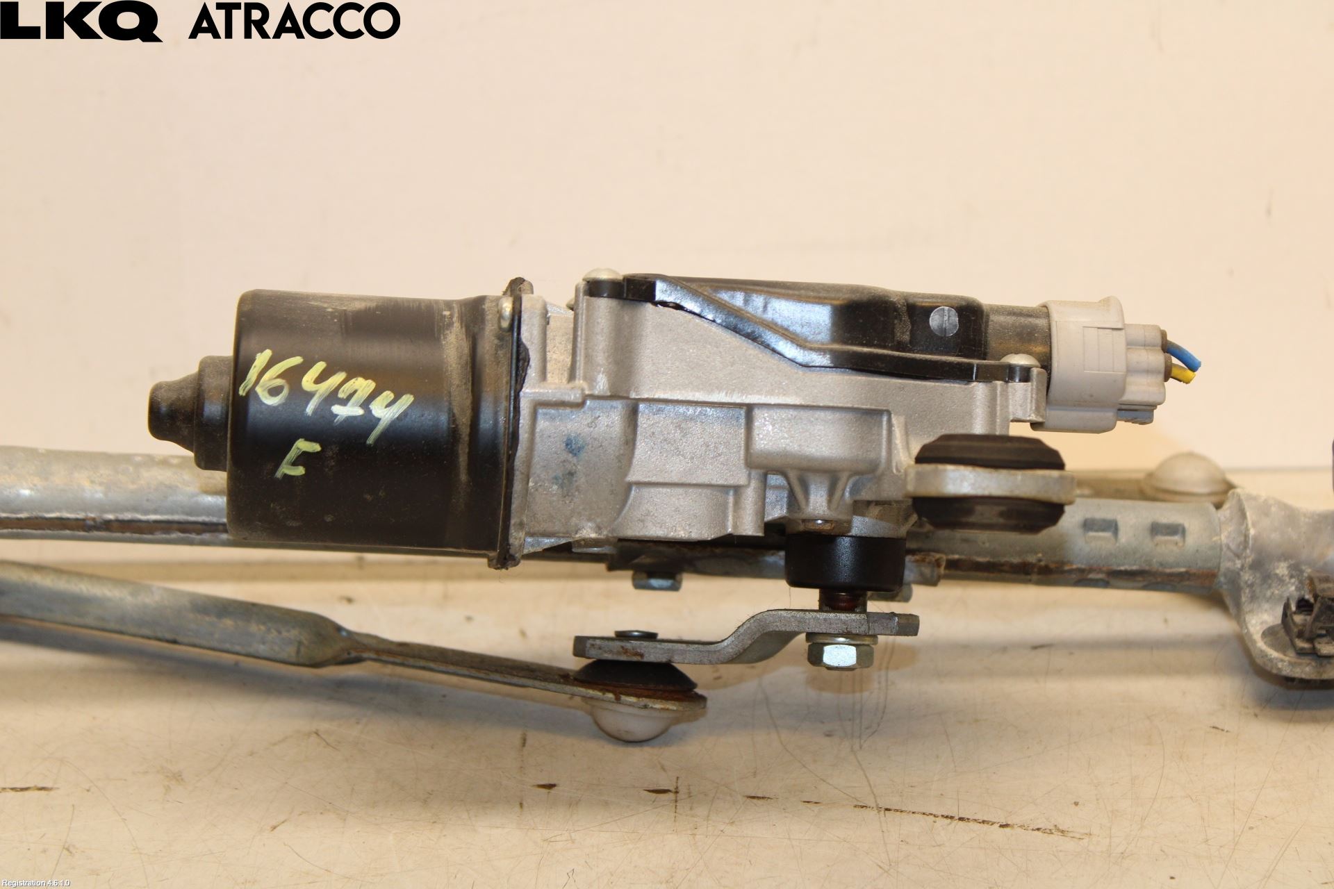 Nissan LEAF 18- Viskermotor Frontrute