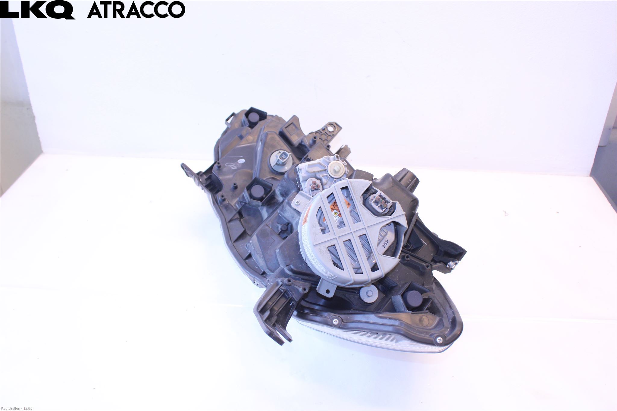 Suzuki SX4 S-CROSS 14-21 Frontlykt Venstre