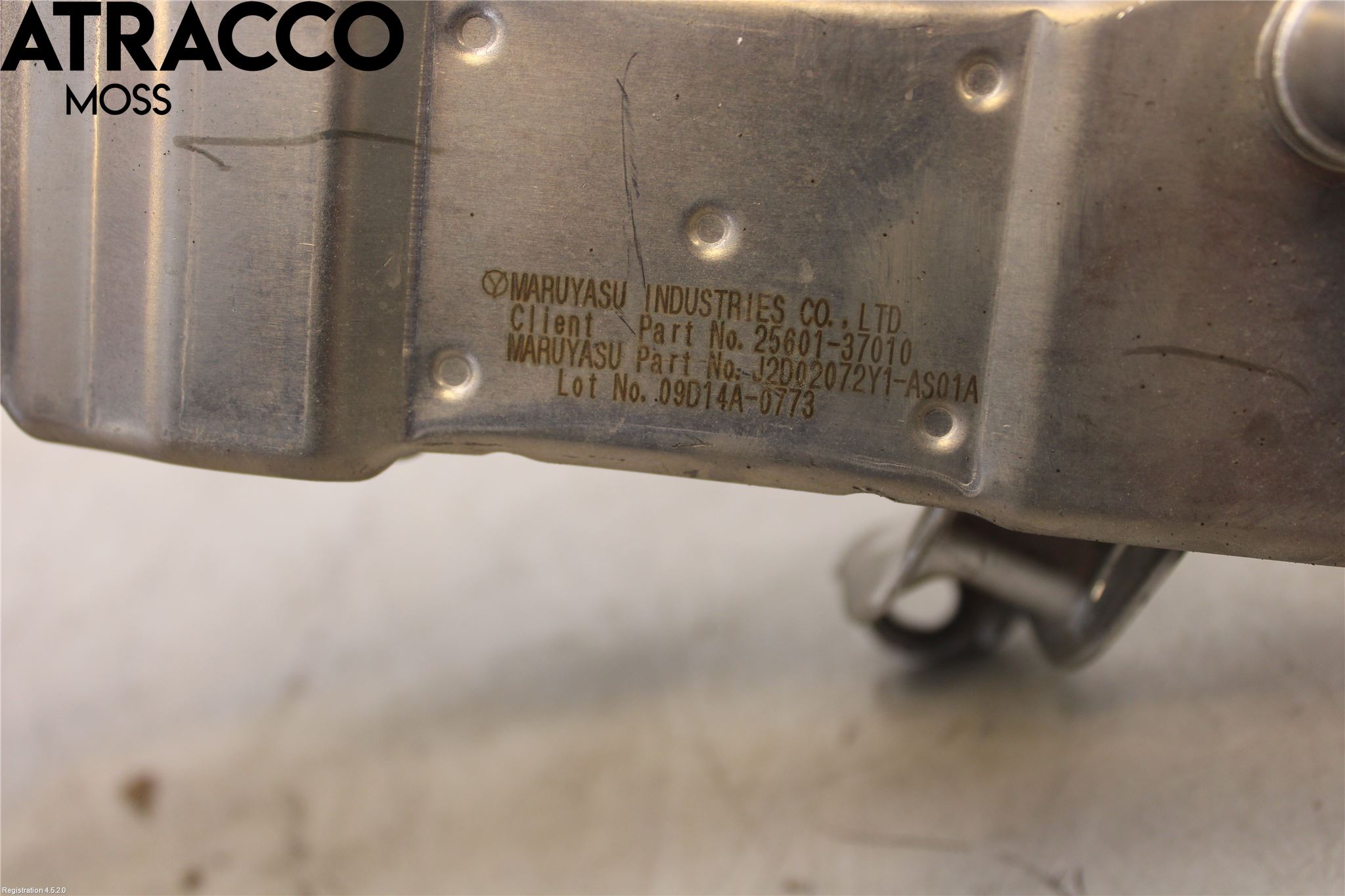 Lexus CT 200h Eksos Kjøler