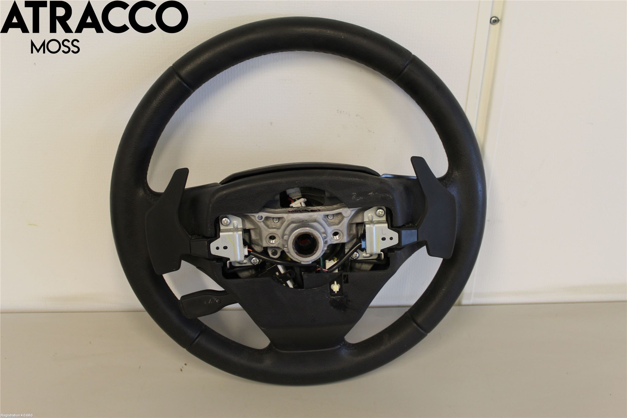 Toyota AVENSIS 09-15 Ratt