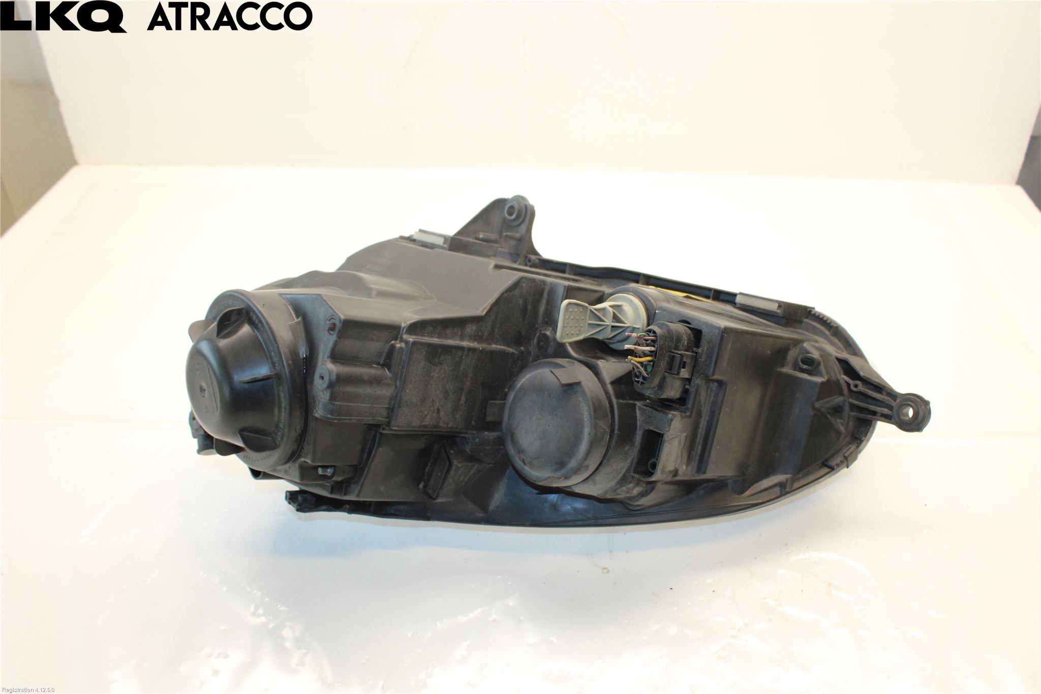 Volkswagen VW GOLF V 04-09 Frontlykt Høyre