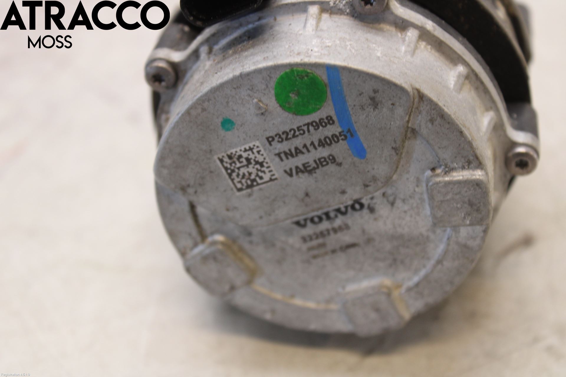 Volvo XC40/RECHARGE 18- Vannpumpe