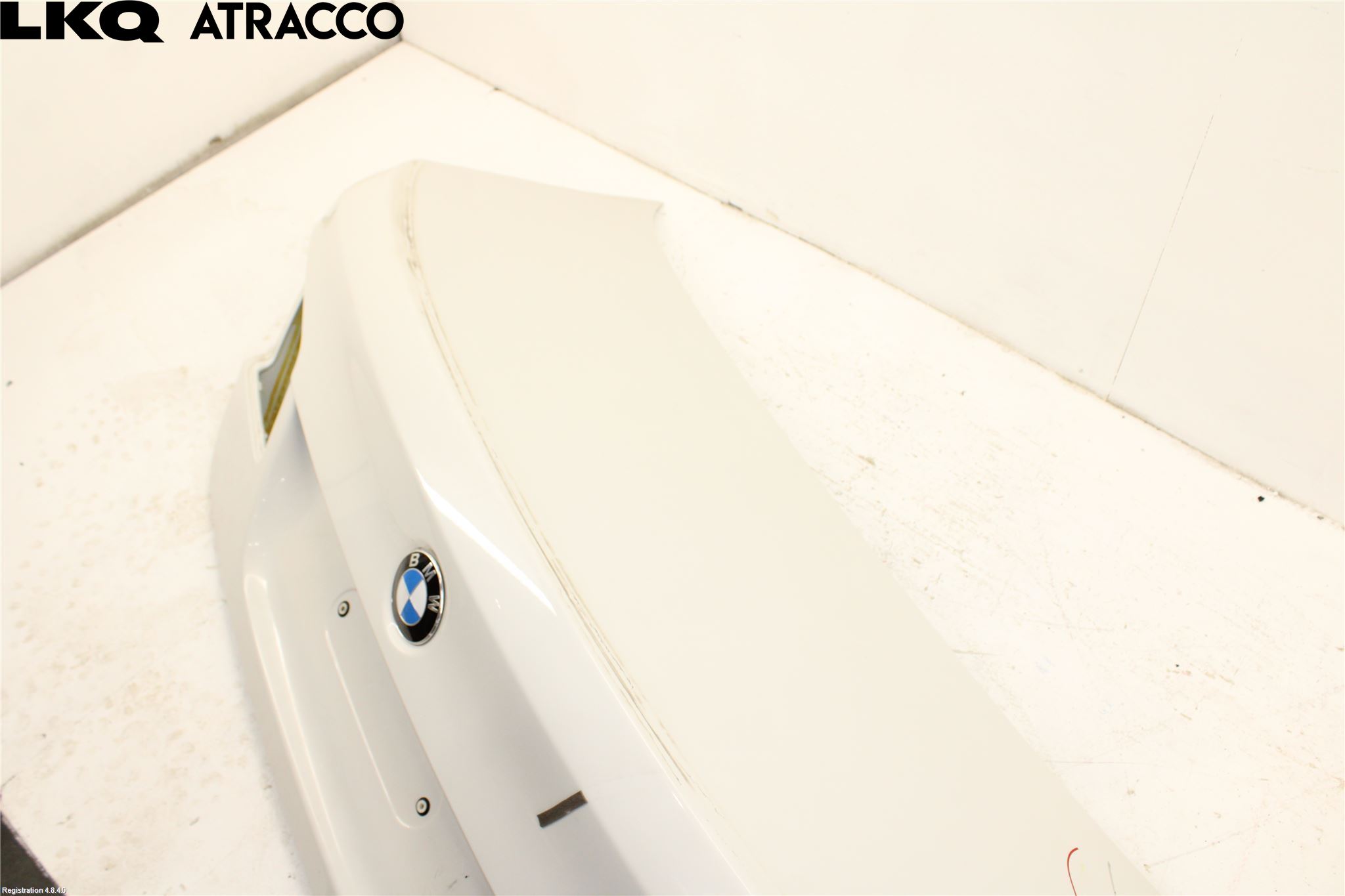 BMW 5 F10/F11/F18 09-17 Bakluke Koffertlokk