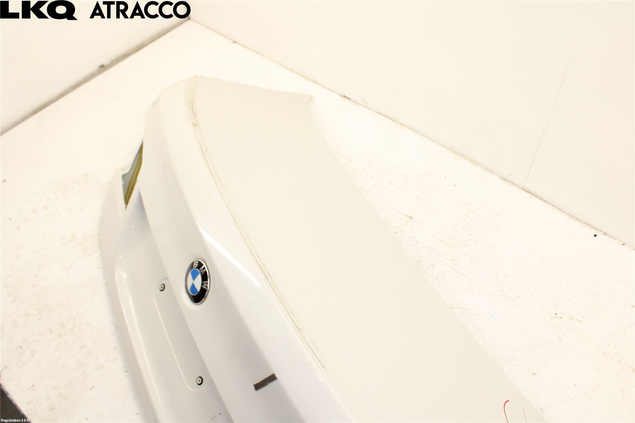 BMW 5 F10/F11/F18 09-17 Bakluke Koffertlokk