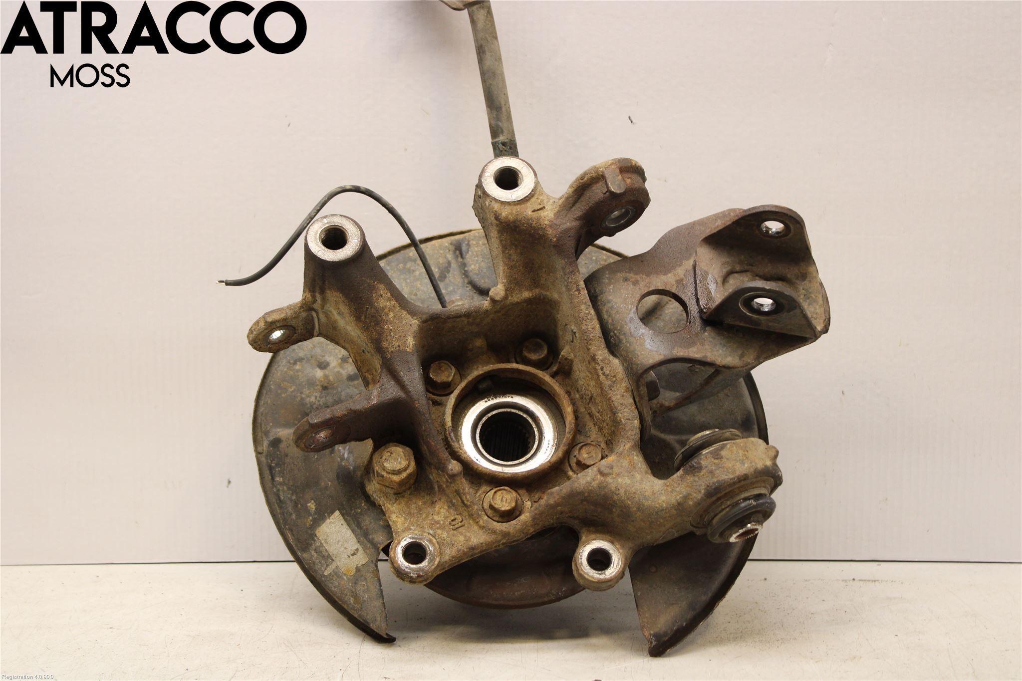 Toyota RAV4 13-18 Spindel Vb