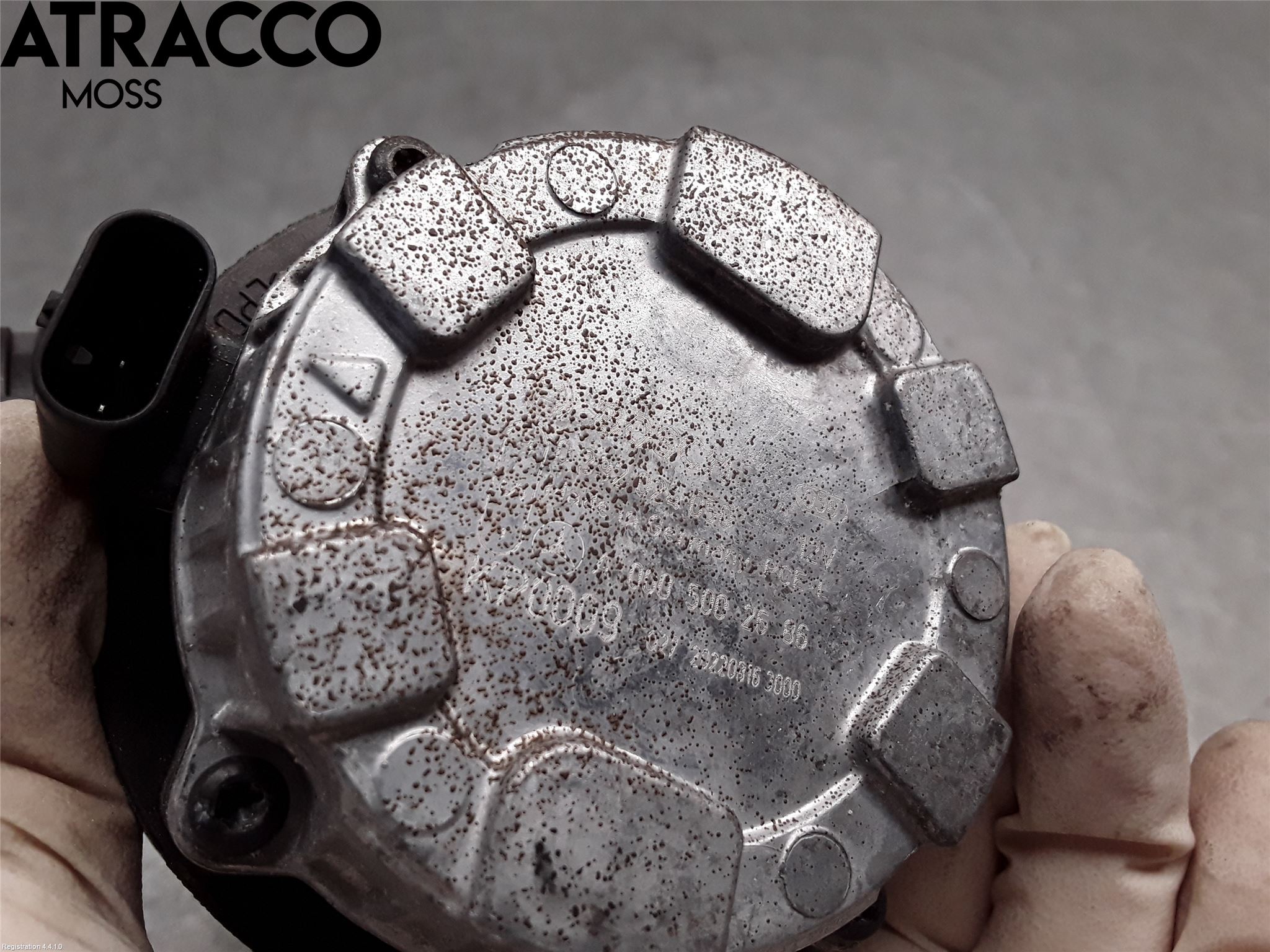 Mercedes-Benz MB EQV (447) 21- Vannpumpe