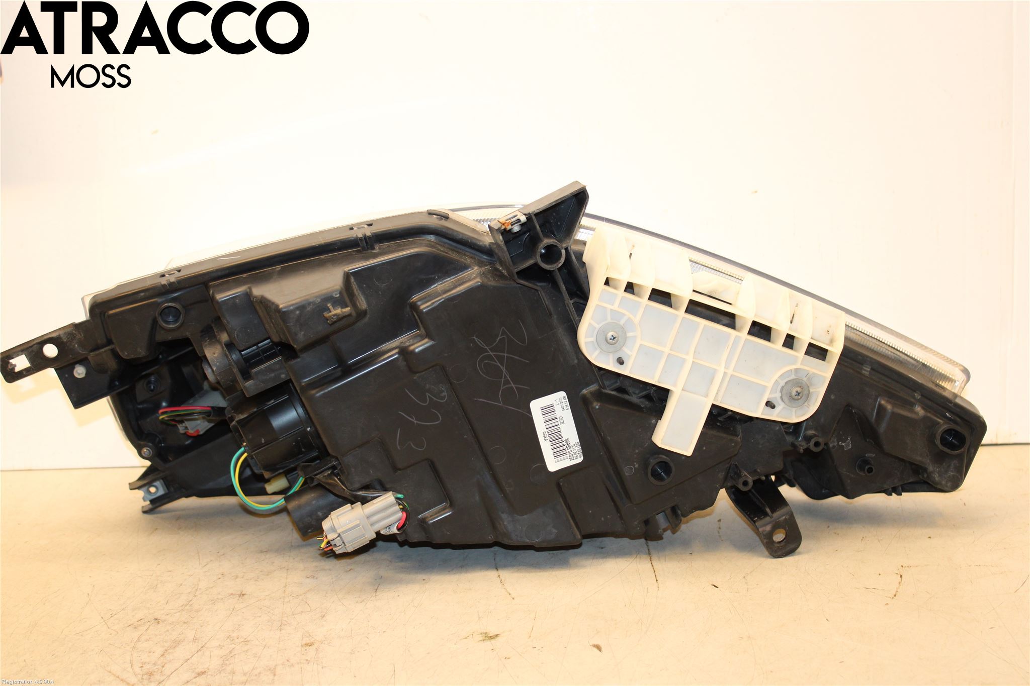 Nissan LEAF 11-17 Frontlykt Høyre