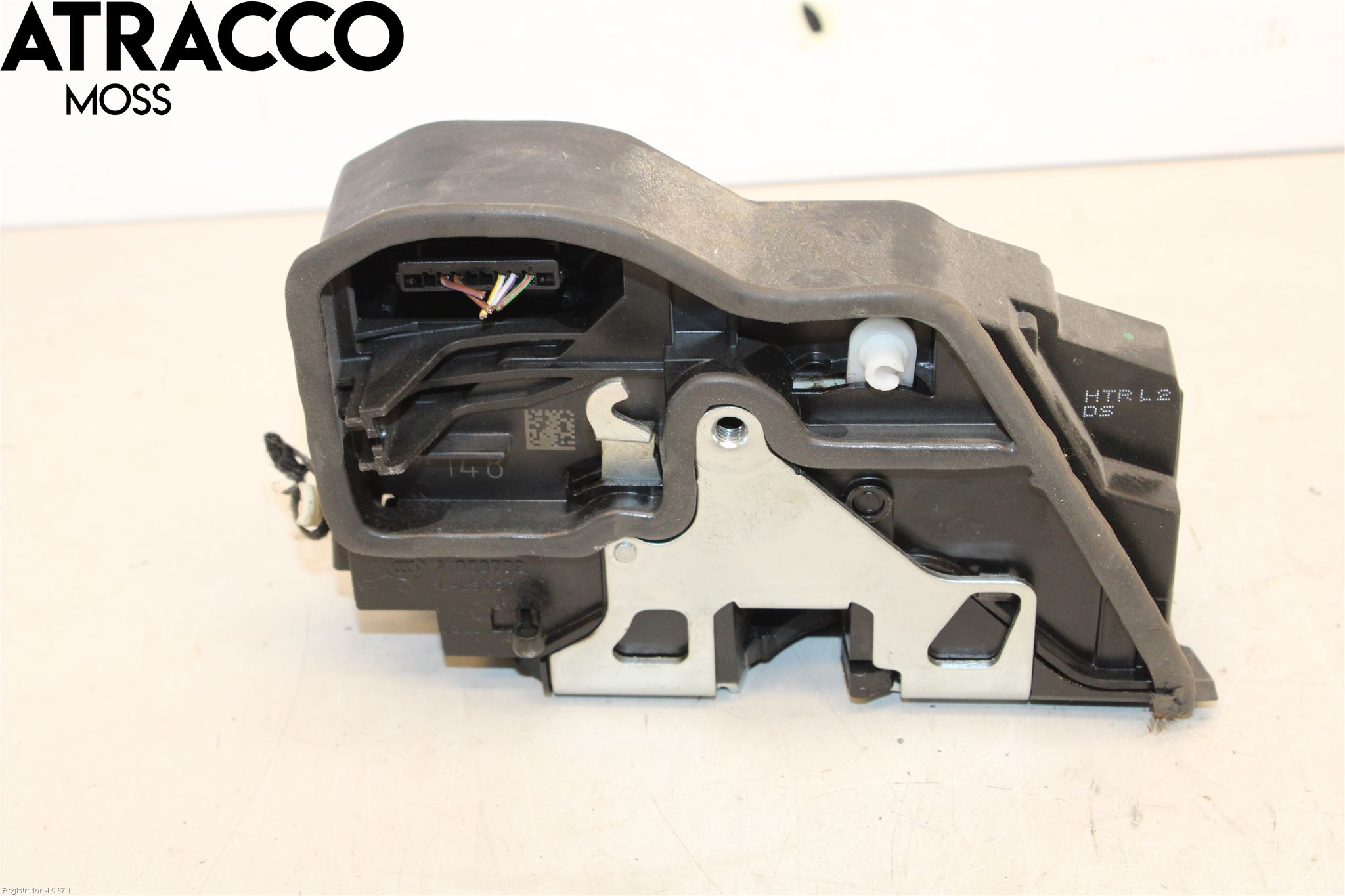 BMW 3 F30/F31/F80 12-19 Dørlås - Låsekasse