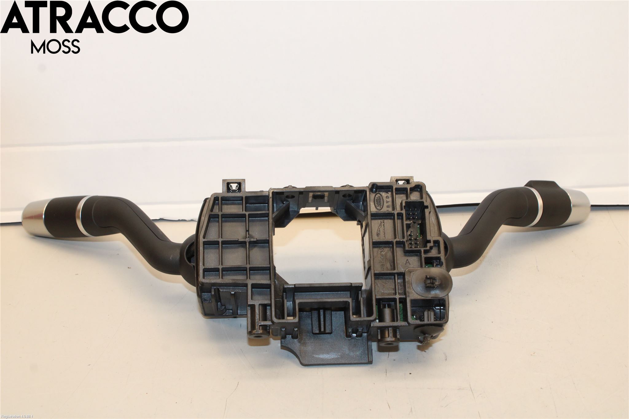 Jaguar I-PACE 18- Bryter Ratt Kombi H Og V