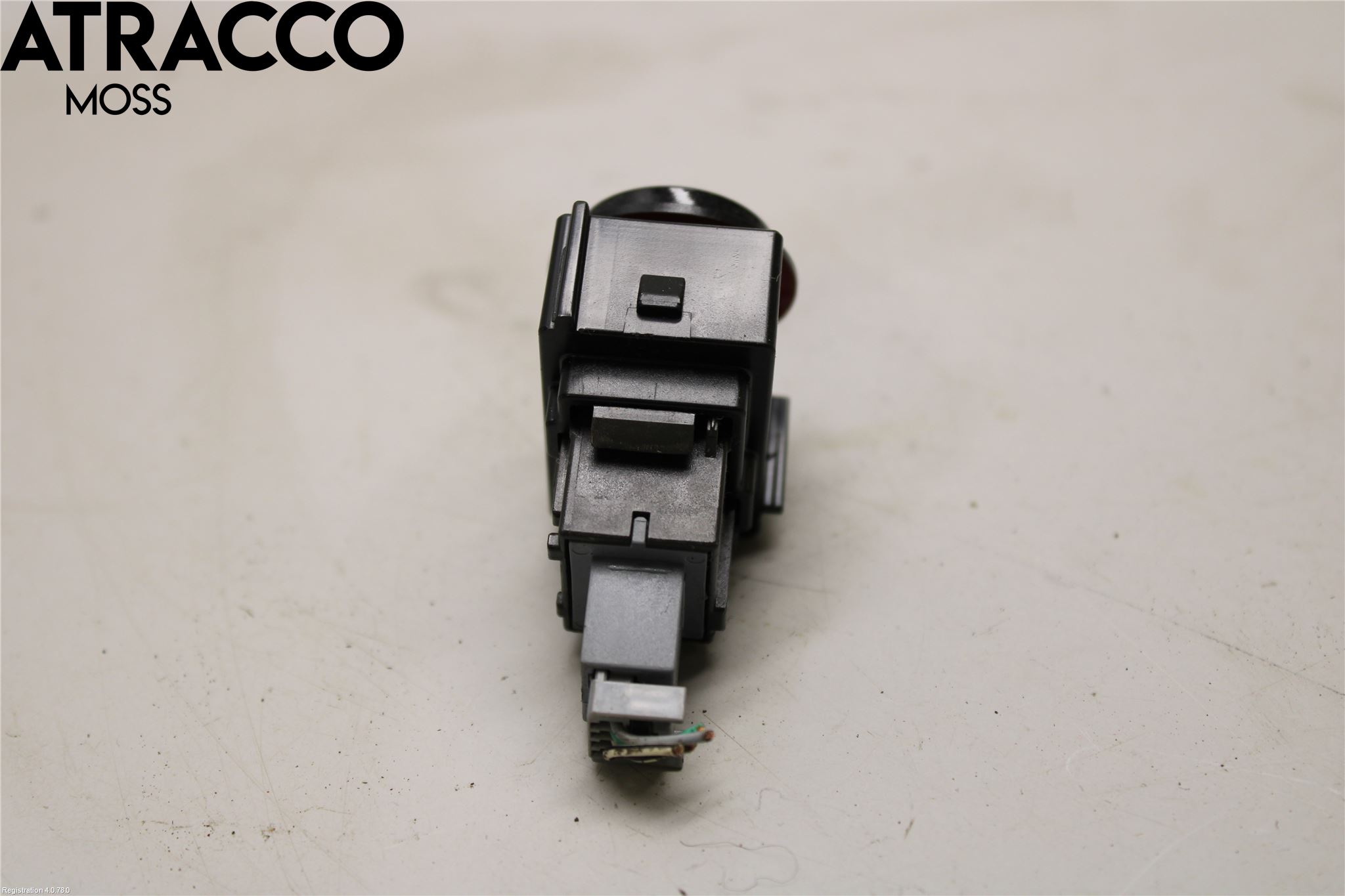 Toyota AURIS 13-19 Bryter Varsel (Nødblink)