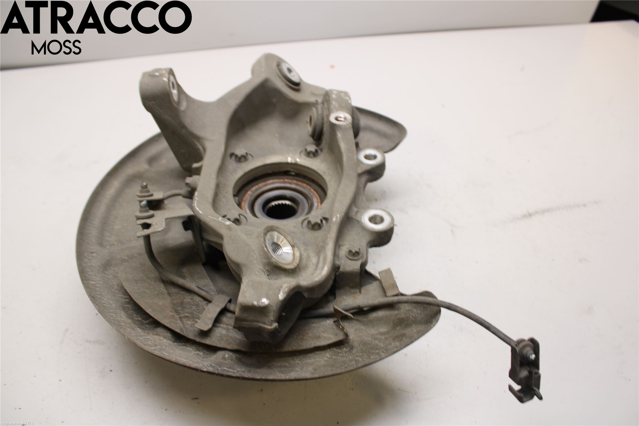 Mercedes-Benz MB C-KLASS (W205) 14-21 Spindel Vb