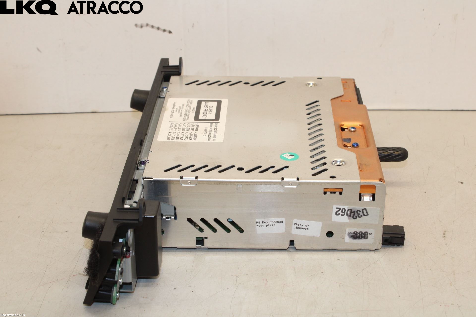 BMW X3 E83     03-10 Stereo Radio Med Cd