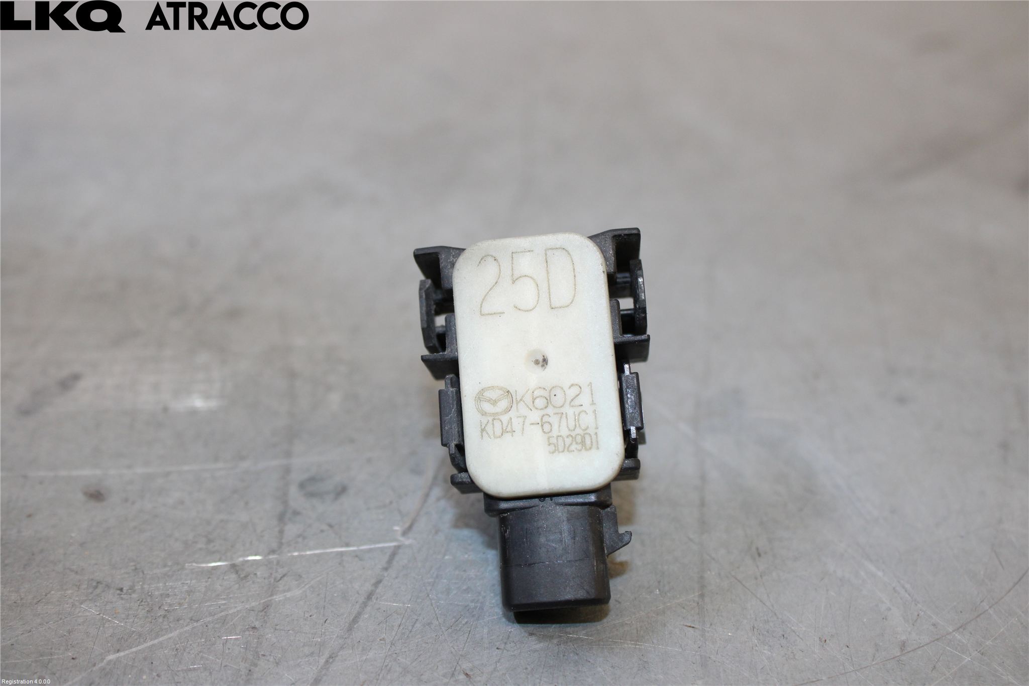 Mazda 3 III 14-19 Sensor Parkering Front