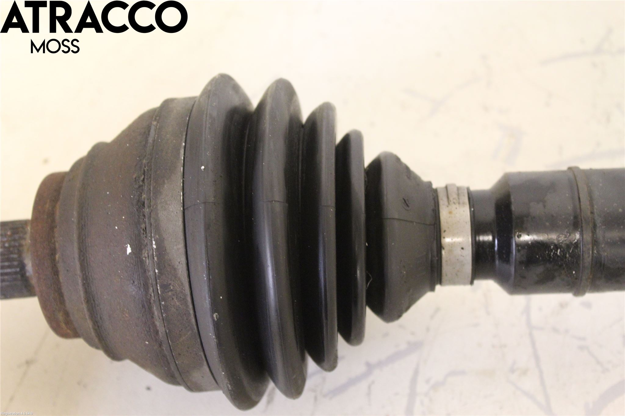 Volkswagen VW CADDY 11-15 Drivaksel Foran Kompl Høyre