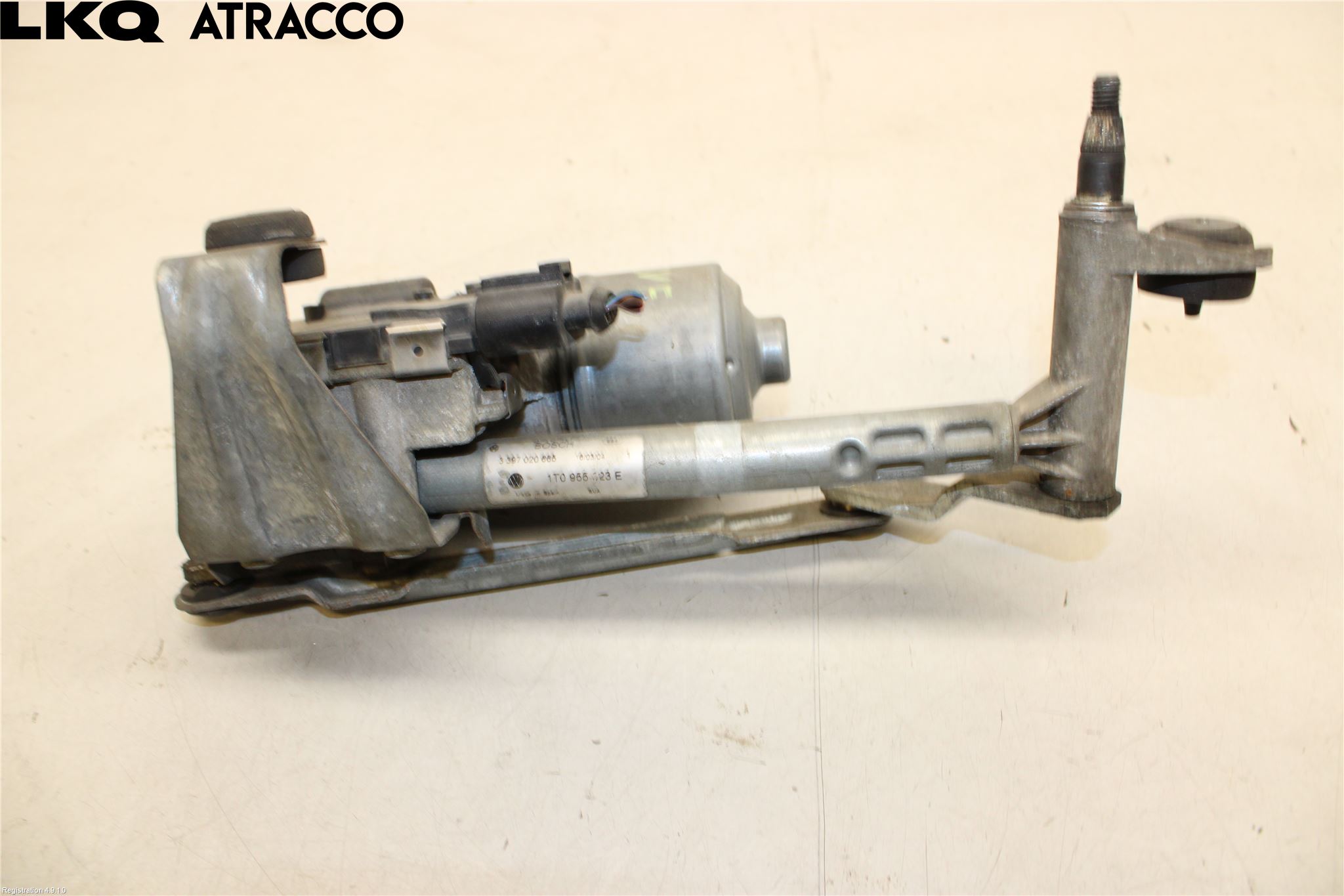 Volkswagen VW TOURAN 03-10 Viskermotor Frontrute