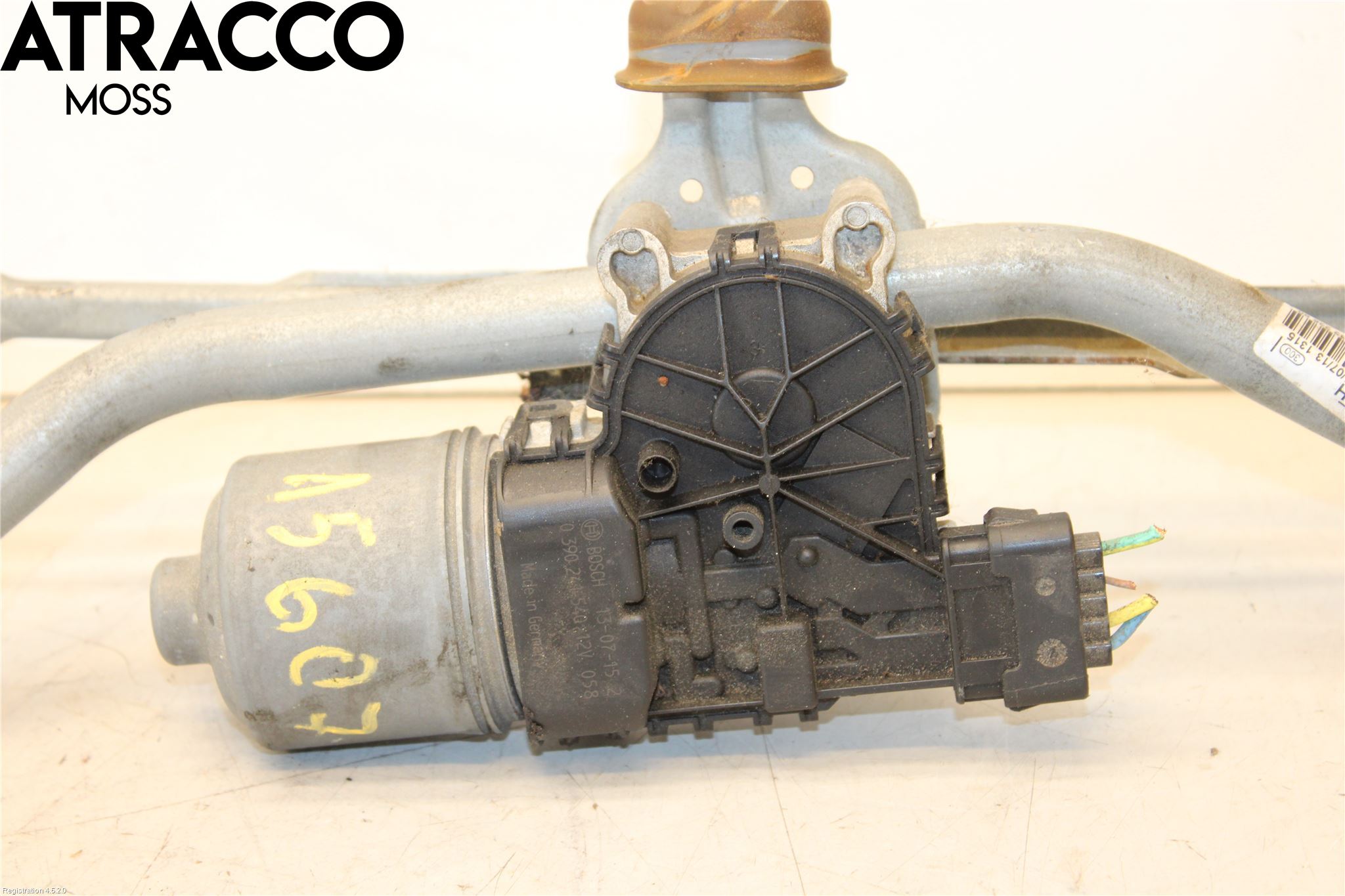 Peugeot 208 12-15 Viskermotor Frontrute