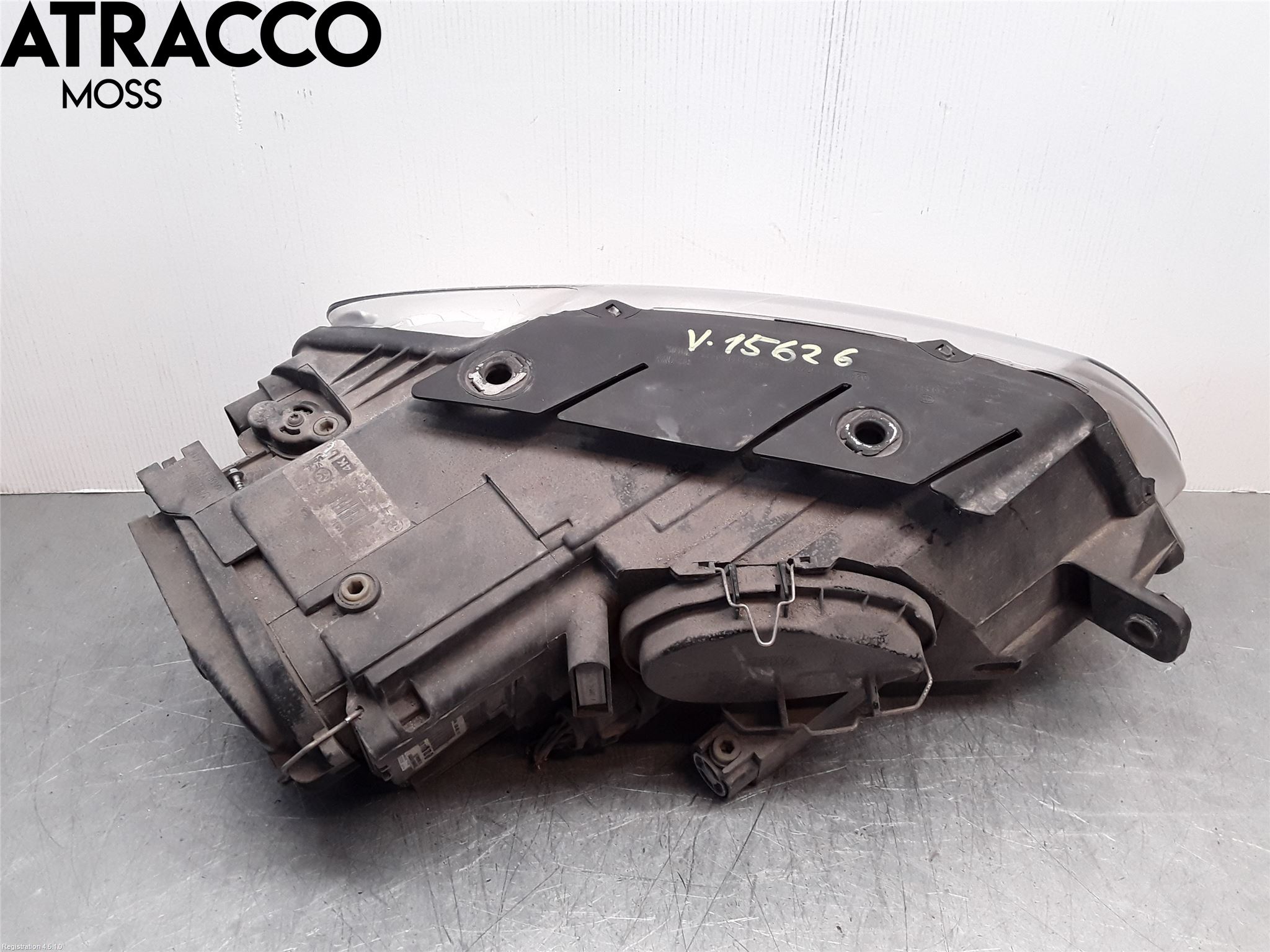 Volkswagen VW PASSAT 05-11 Frontlykt Venstre