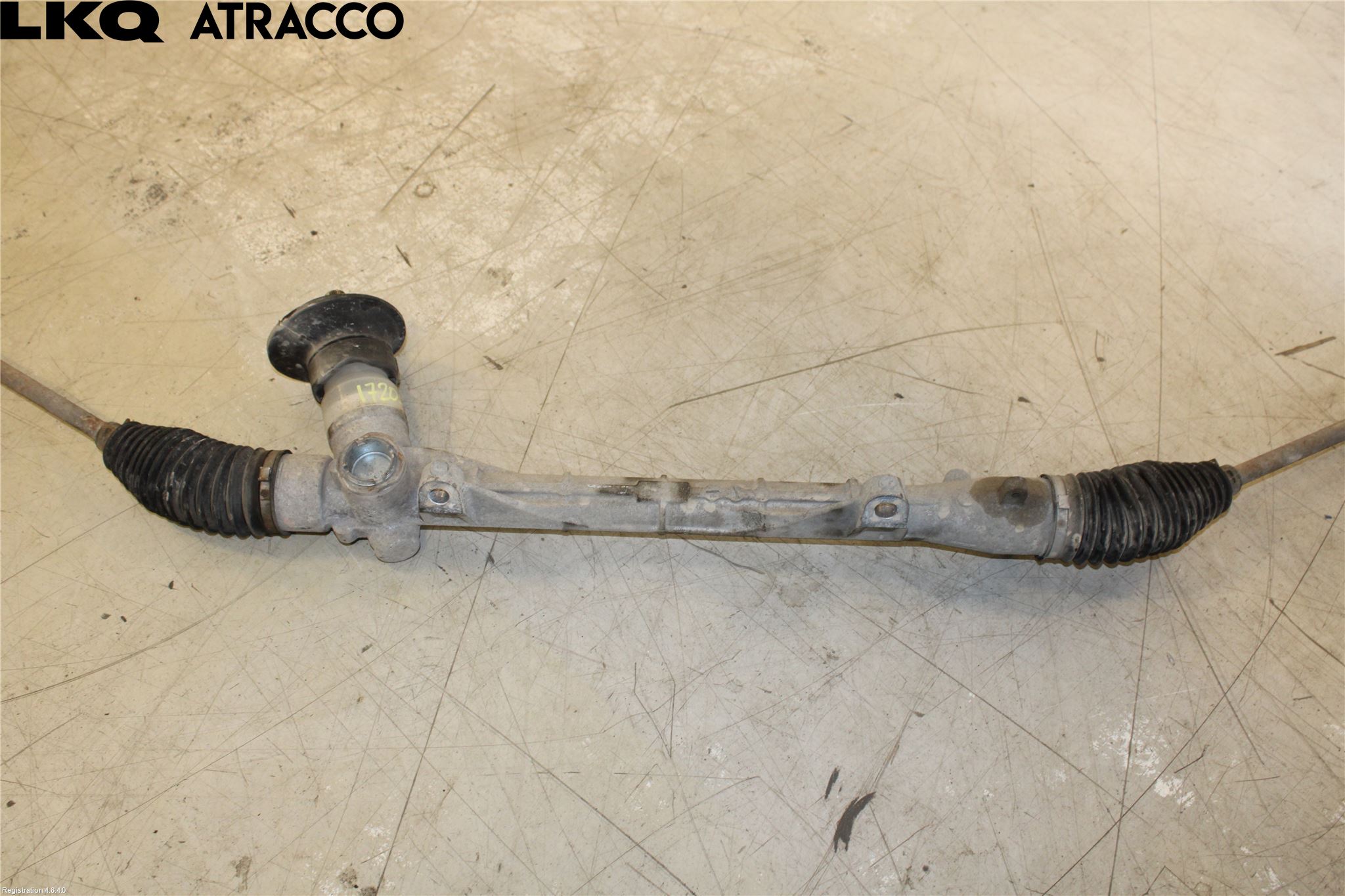 Mitsubishi OUTLANDER 13-21 Servo Snekke - Tannstang