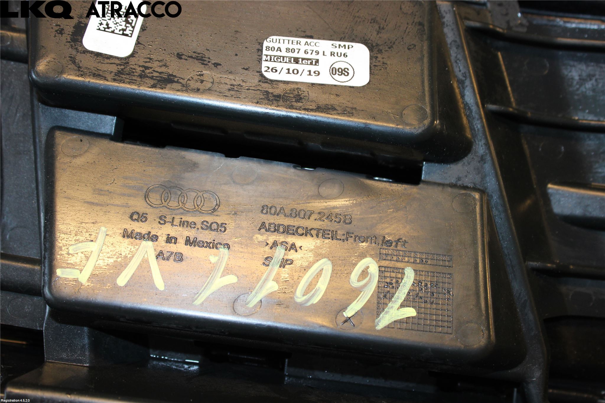 Audi Q5/SQ5 17- Frontlykt Kurve-Tåkelys Ramme