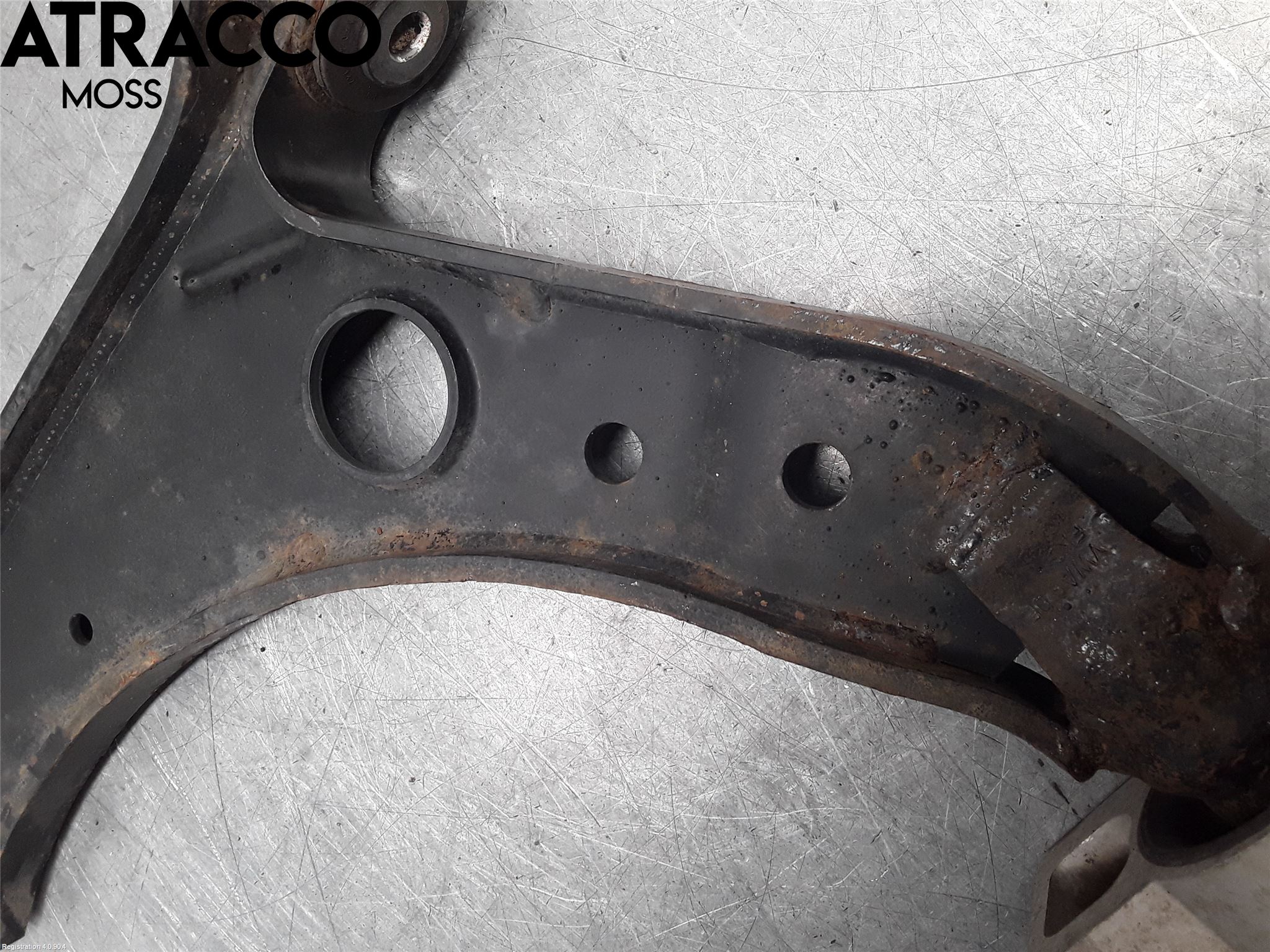 Volkswagen VW GOLF VI 09-13 Bærearm Foran Høyre Øvre