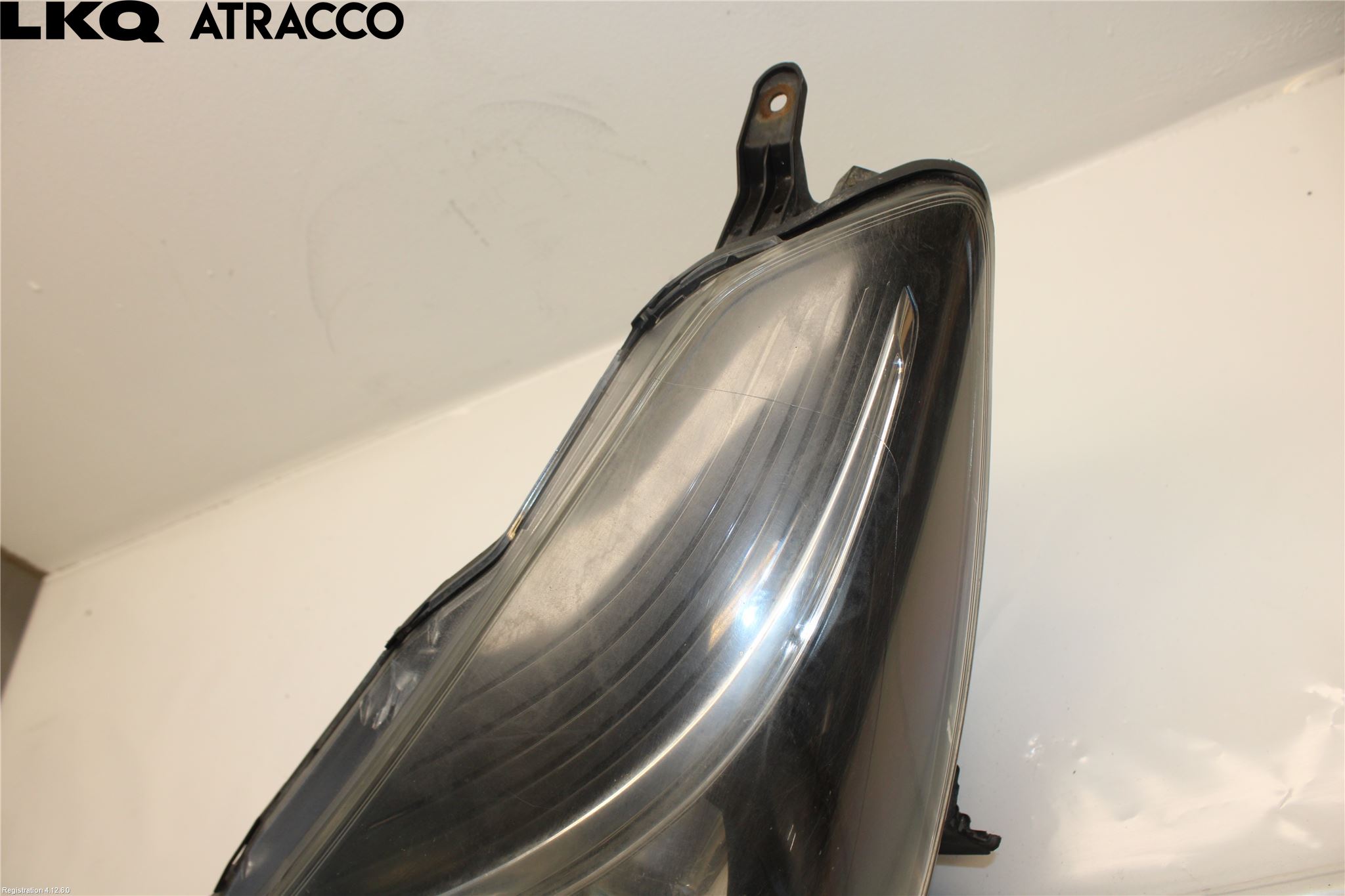 Toyota YARIS XP130 15-20 Frontlykt Venstre