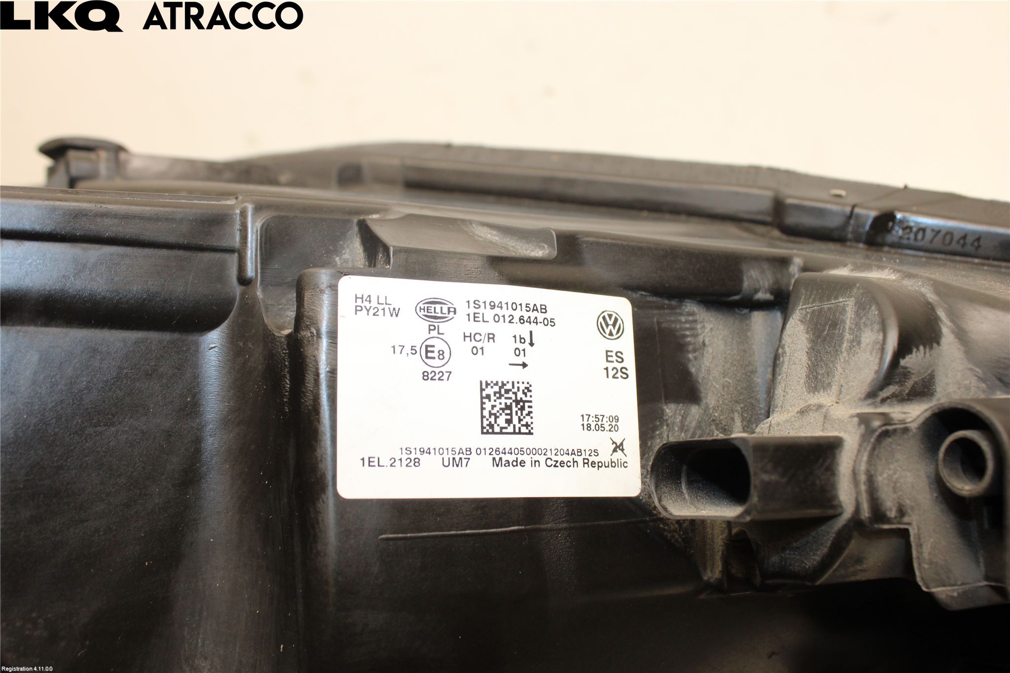 Volkswagen VW UP! / E-UP! Frontlykt Venstre