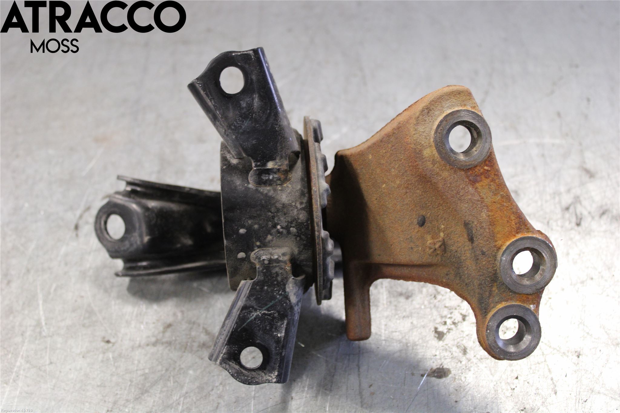 Mitsubishi SPACE STAR 13- Motor Feste Gummi