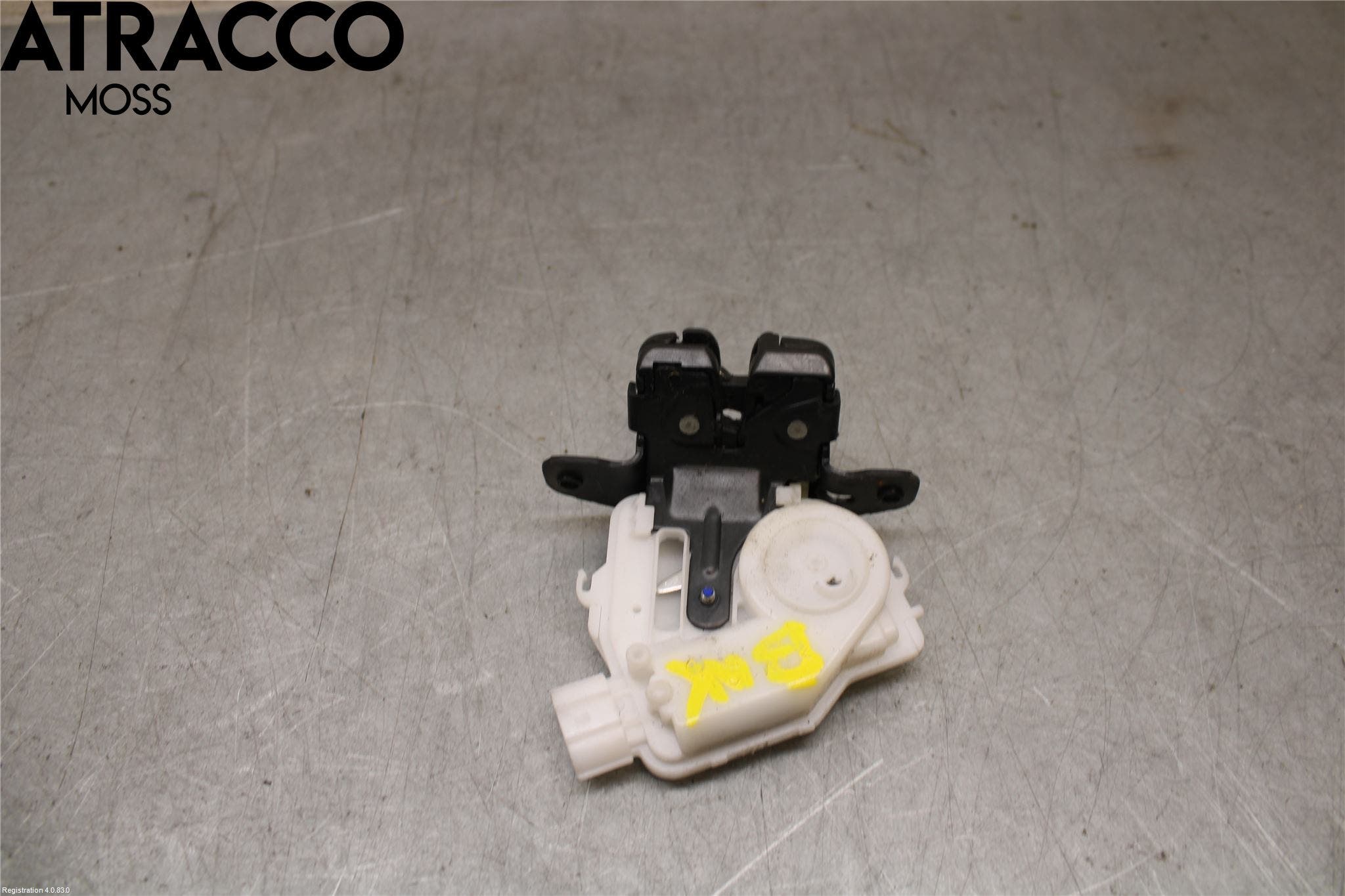 Toyota AURIS 13-19 Bakluke-Lokk Låsekasse