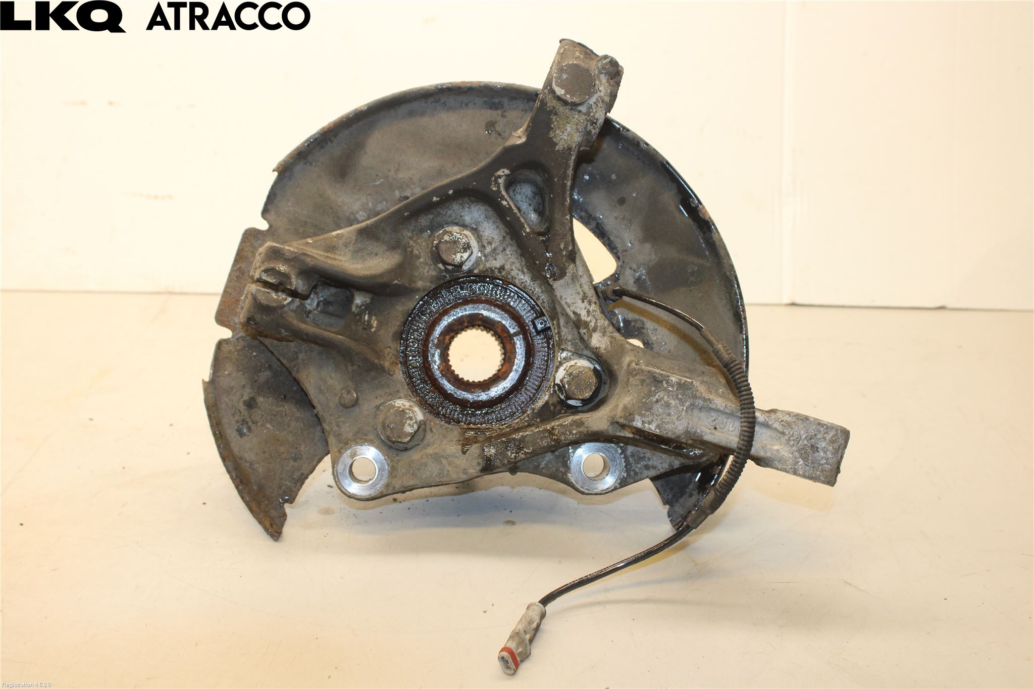 Opel ZAFIRA C 12-19 Spindel Vf