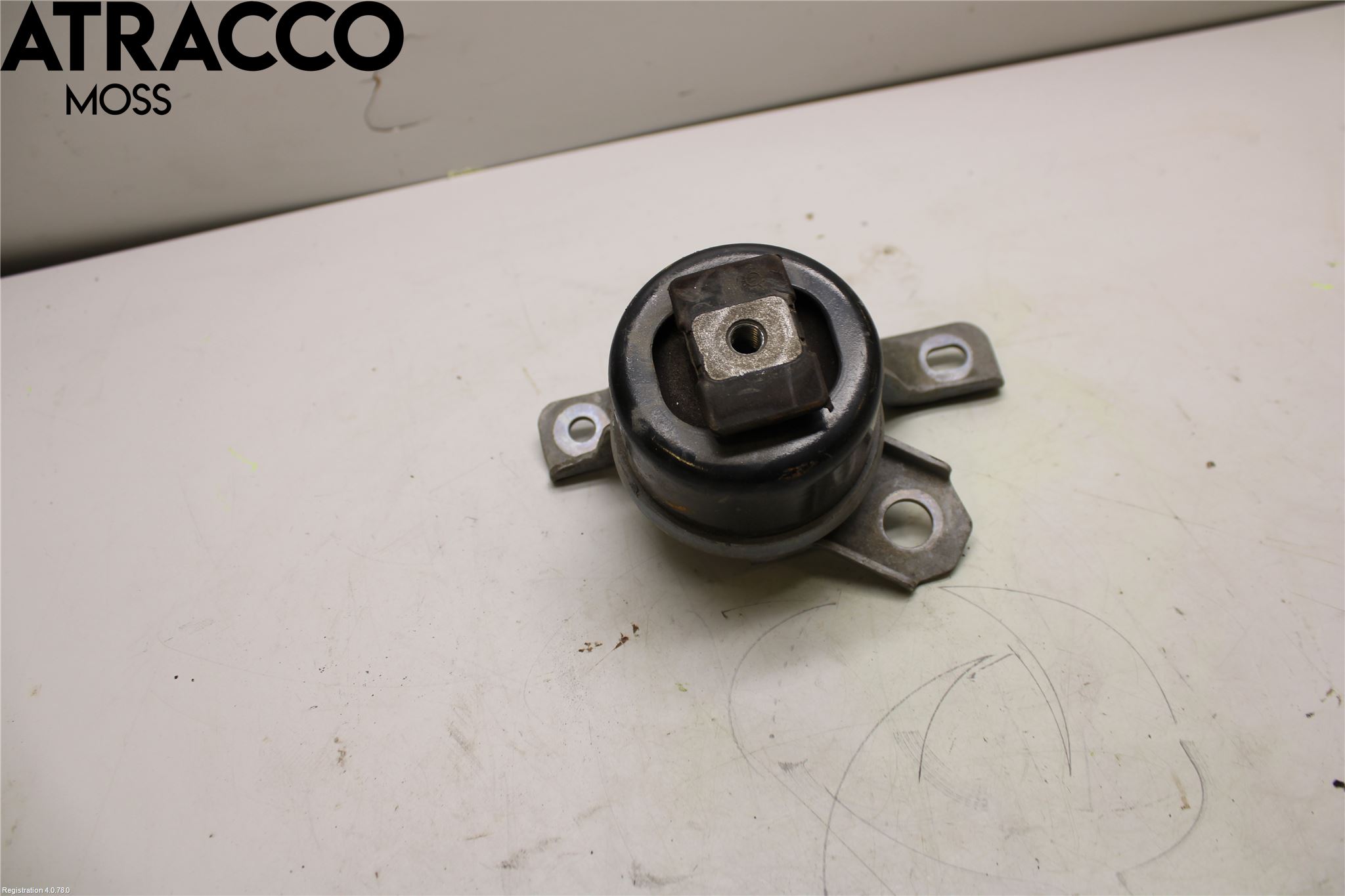 Volvo V60 11-13 Motor Feste Gummi