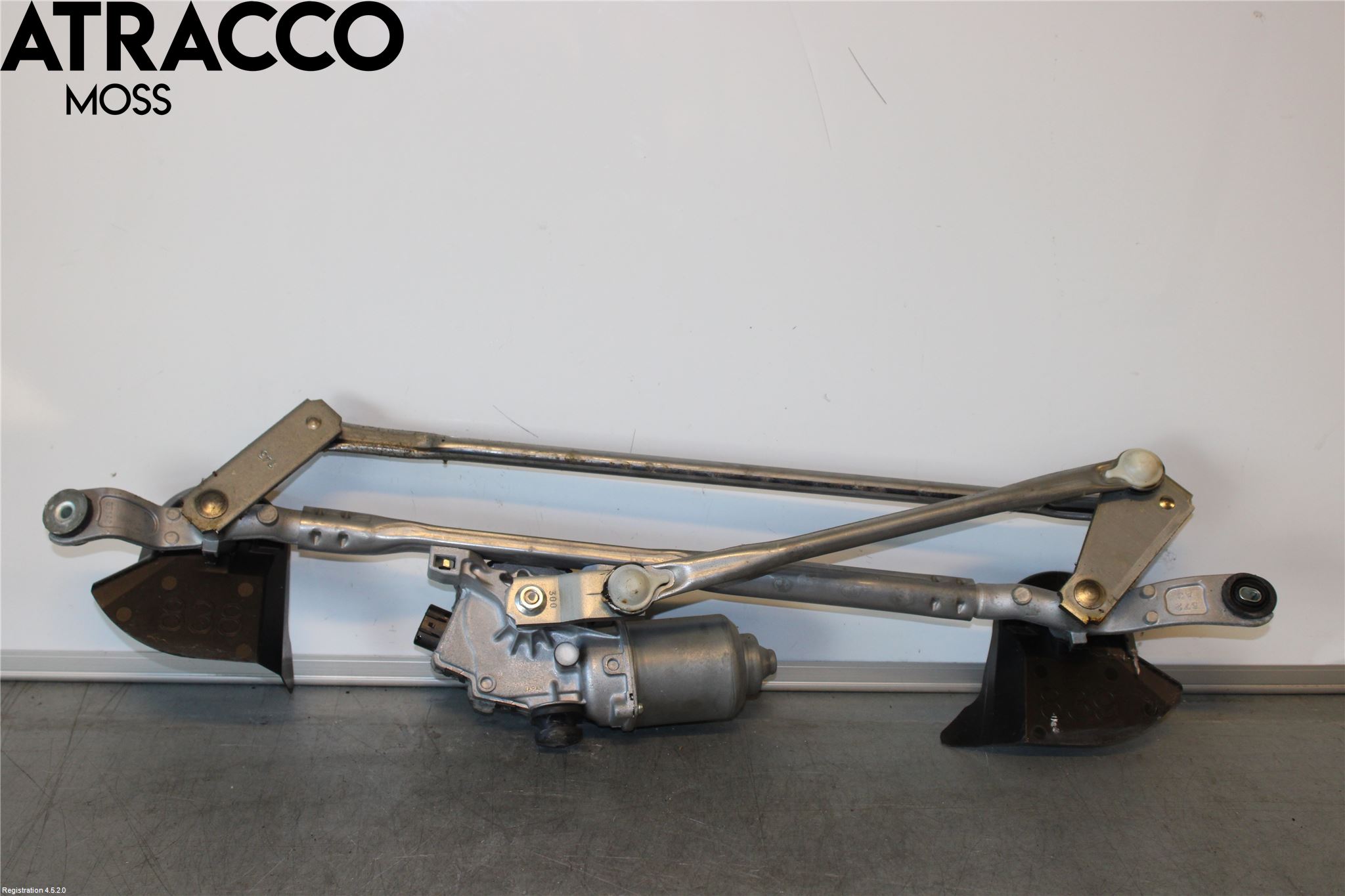 Mitsubishi OUTLANDER 13-21 Viskermotor Frontrute