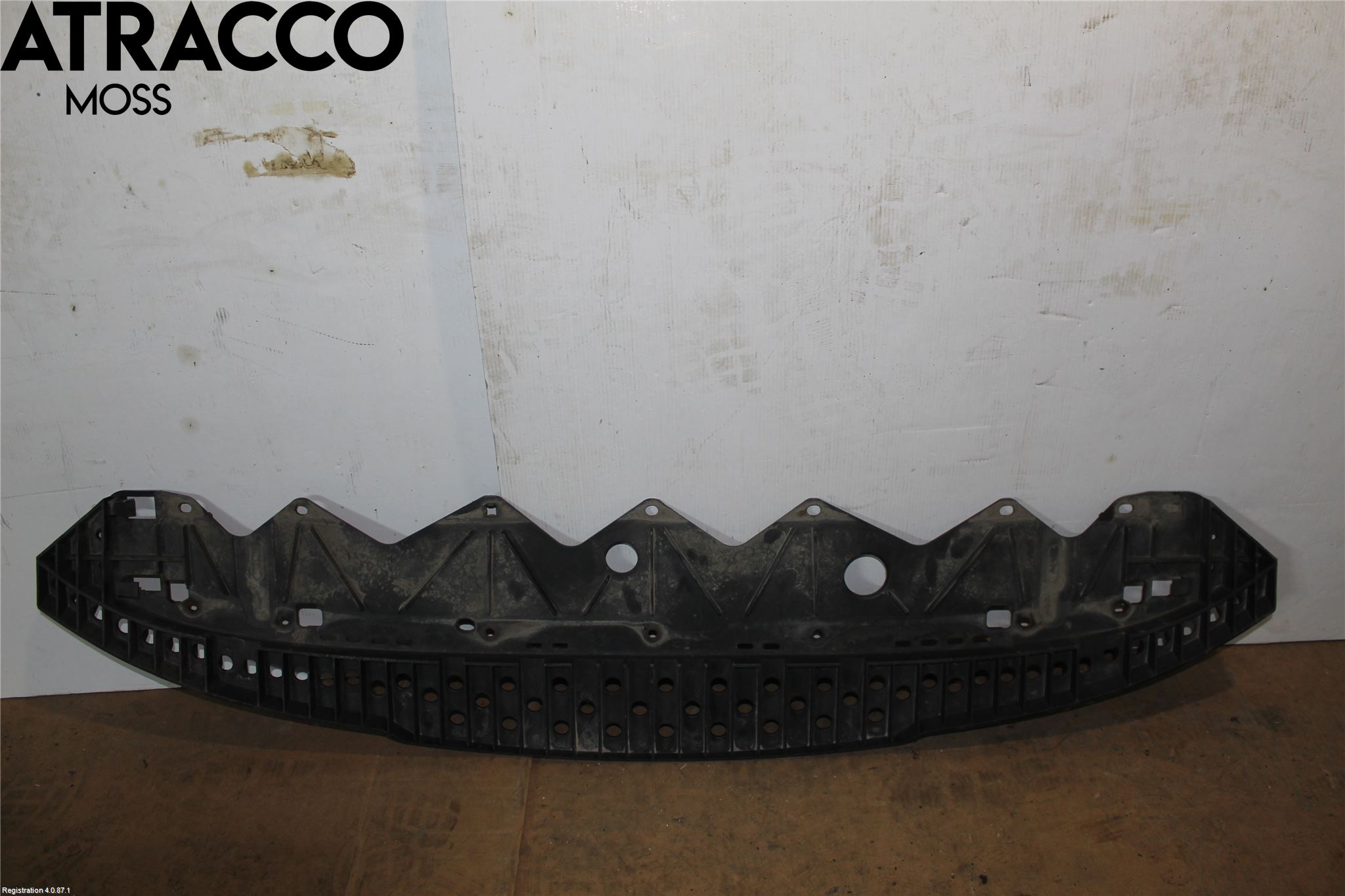 Toyota YARIS XP90 06-11 Støtfanger Foran Demper