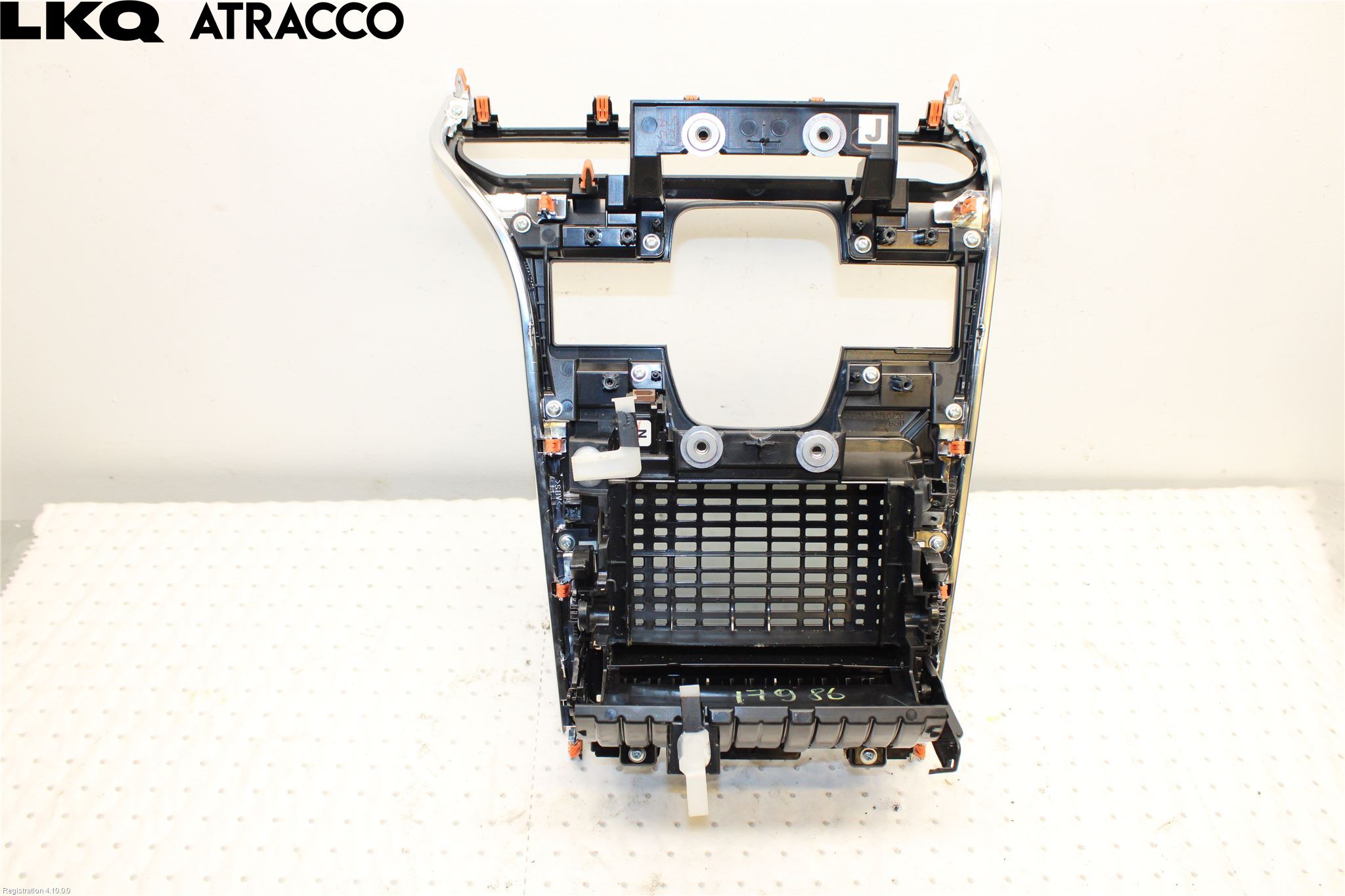 Toyota bZ4X EA10 22- Innr Konsoll-Lomme