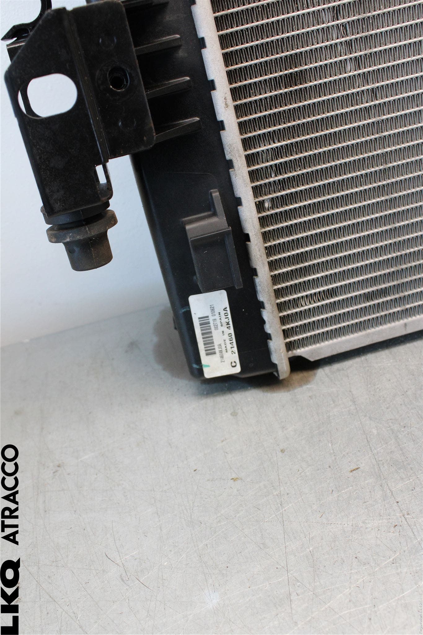 Nissan NAVARA 05-16 Radiator Automat